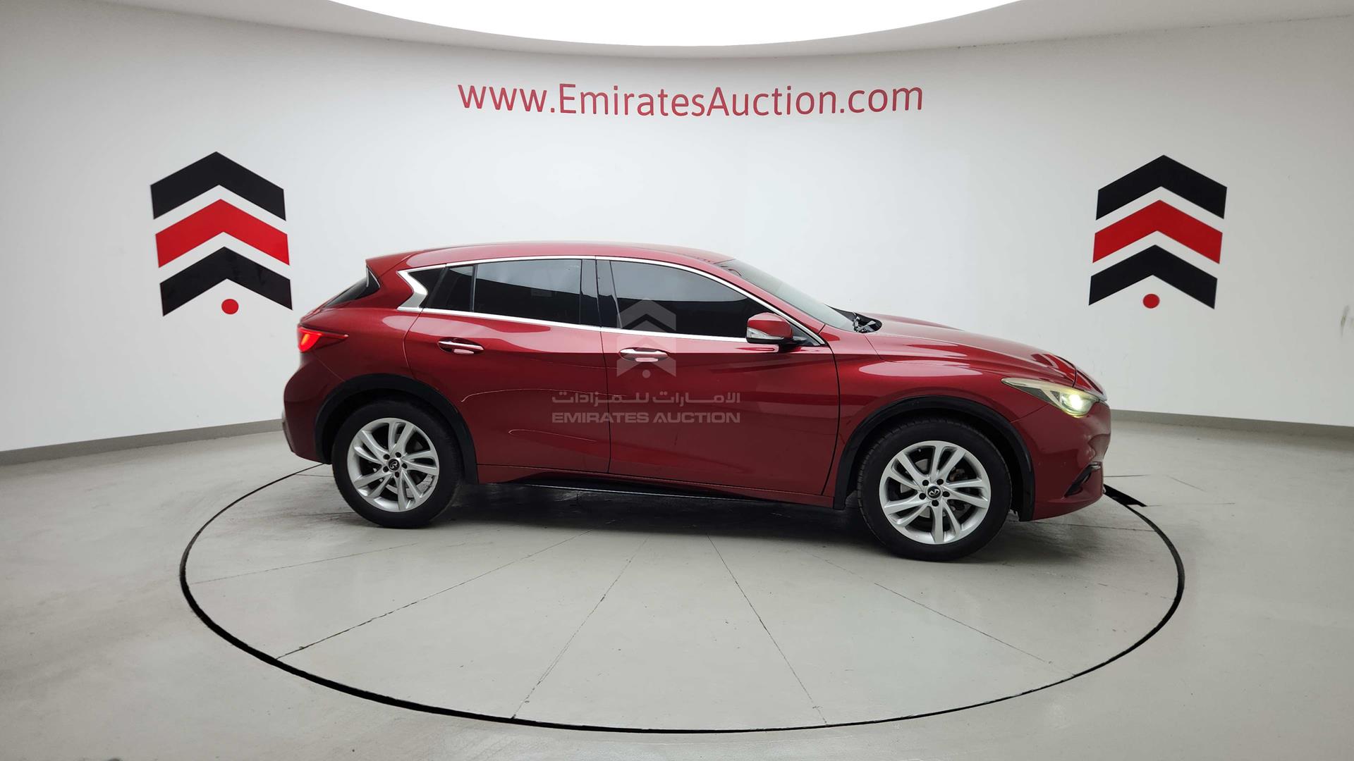 2017 INFINITI Q 30 VIN: SJKDH5CP2HA033598