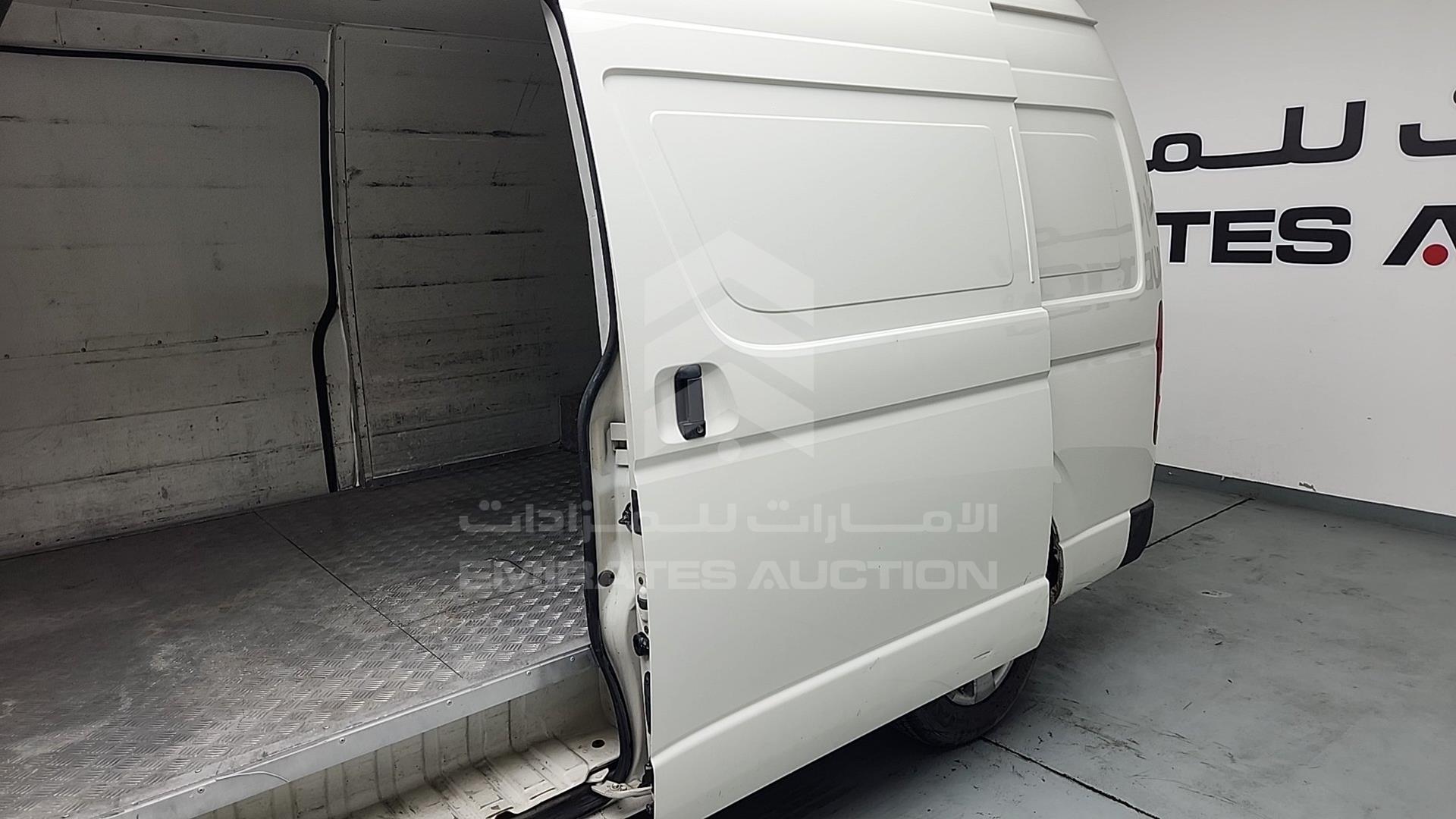 2011 TOYOTA HIACE VIN: JTFPX22P8B0022662