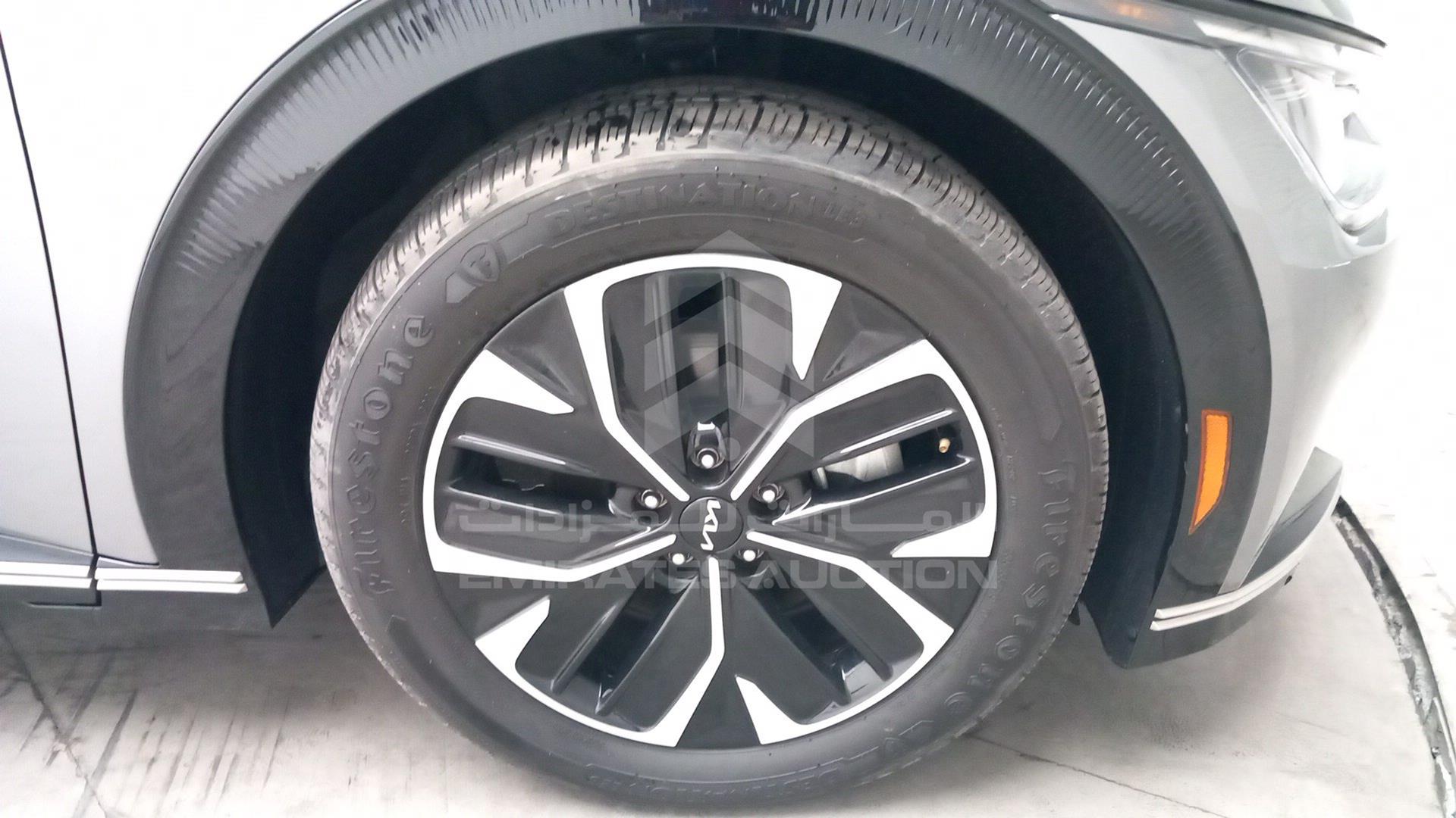 2023 KIA EV 6 VIN: KNDC34LA4P5130599