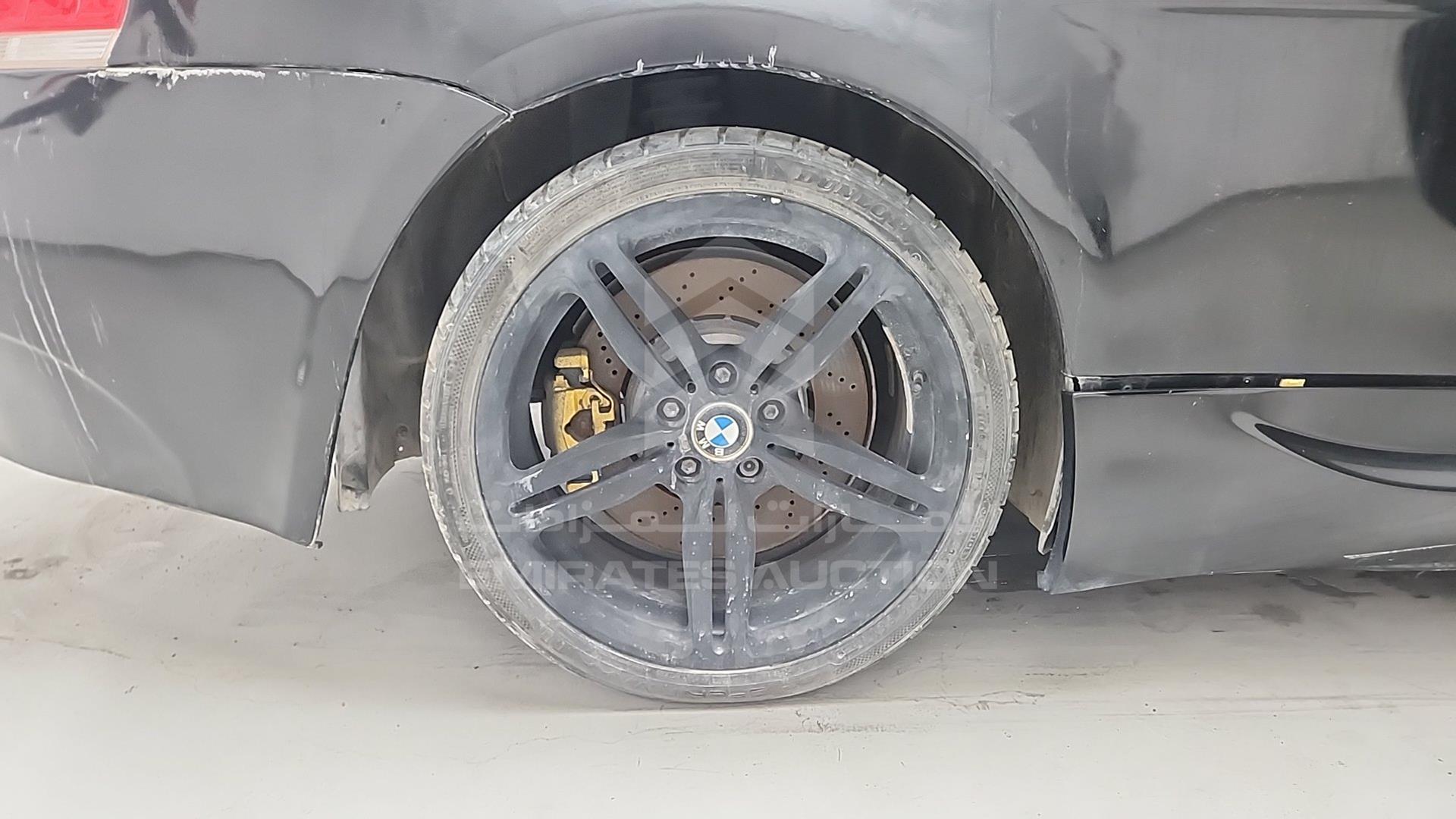 2006 BMW M6 VIN: WBSEH91060B779404