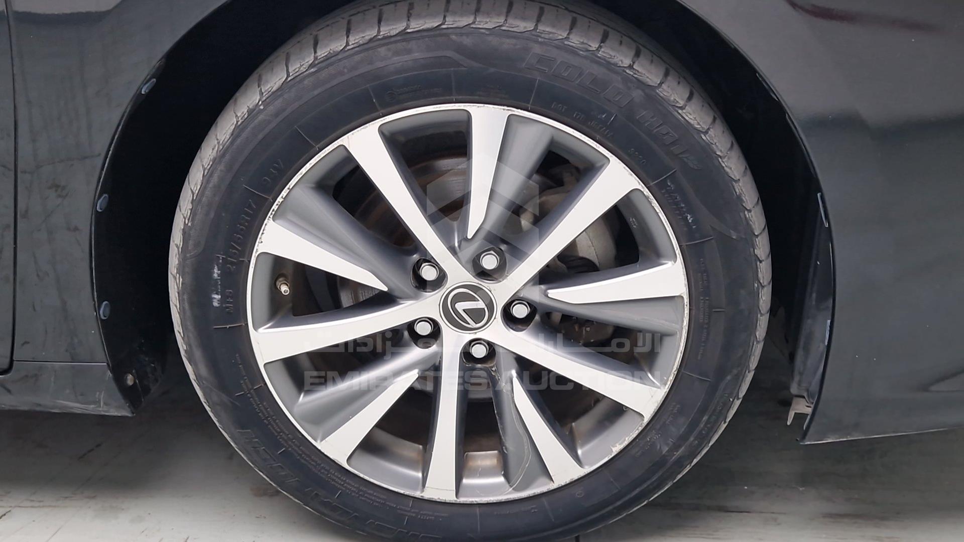 2019 LEXUS ES 300H VIN: JTHB21B11K2011898