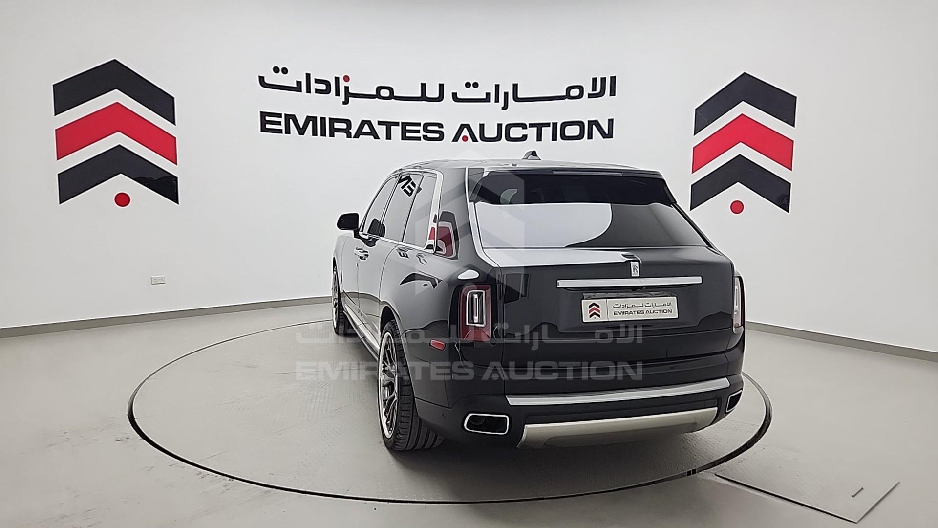 2019 ROLLS-ROYCE CULLINAN VIN: SLA689X58KU113934