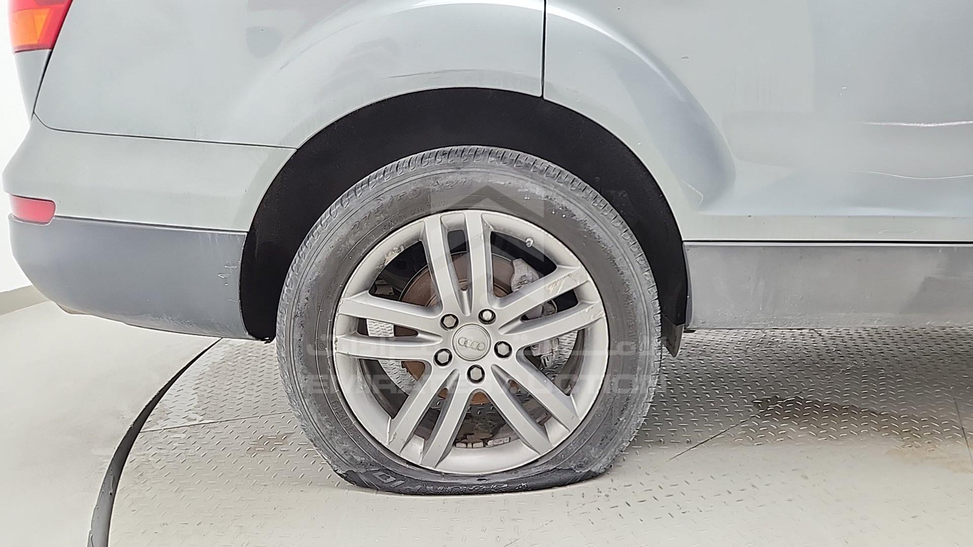 2009 AUDI Q7 VIN: WAUAY54L29D004326