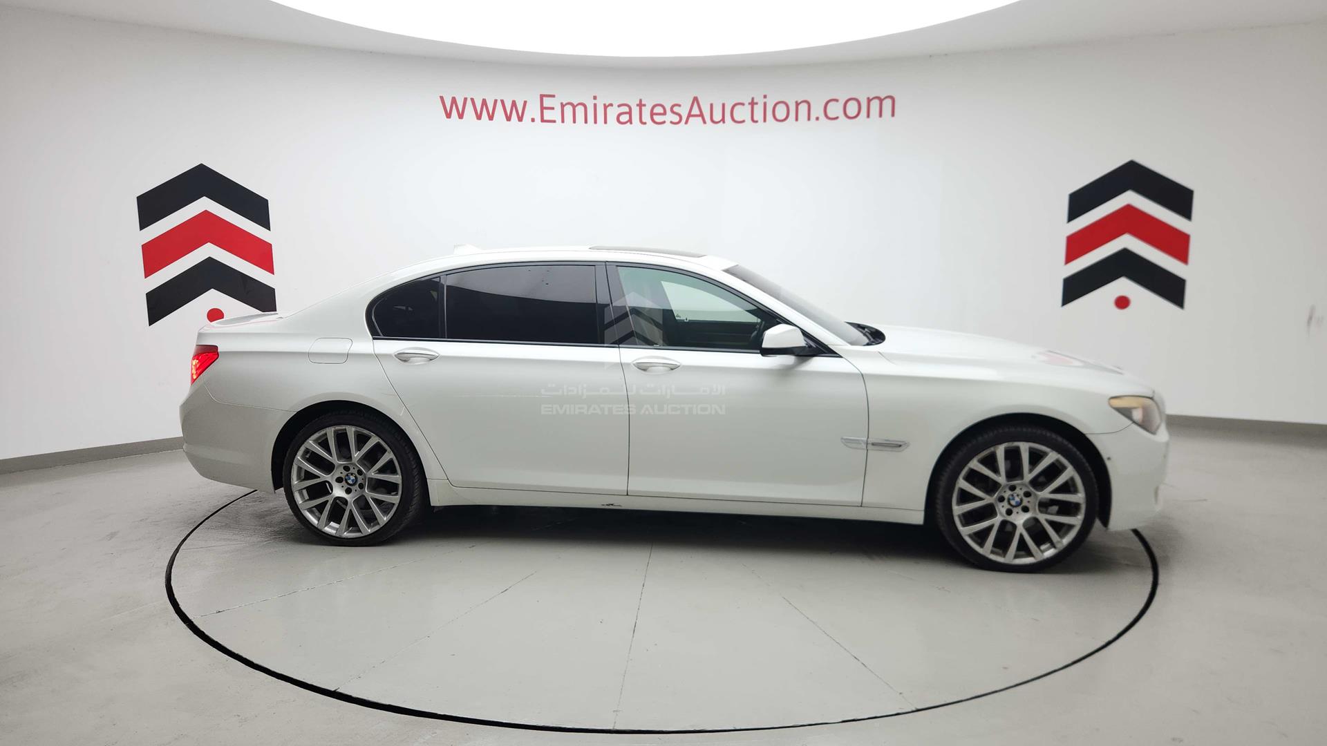2009 BMW 740 LI VIN: WBAKB41069CY45887