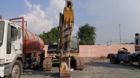 Caterpillar 330DL — Full Front View — Photo 1 — Thumbnail