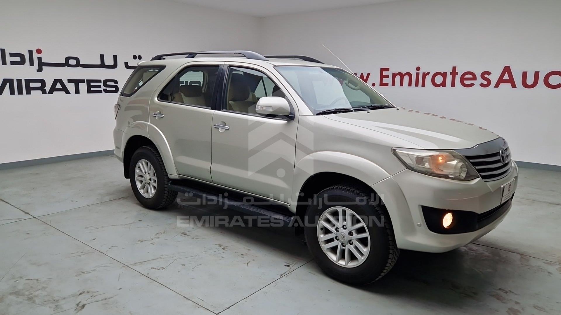 2014 TOYOTA FORTUNER VIN: MHFYU59G1E7031572
