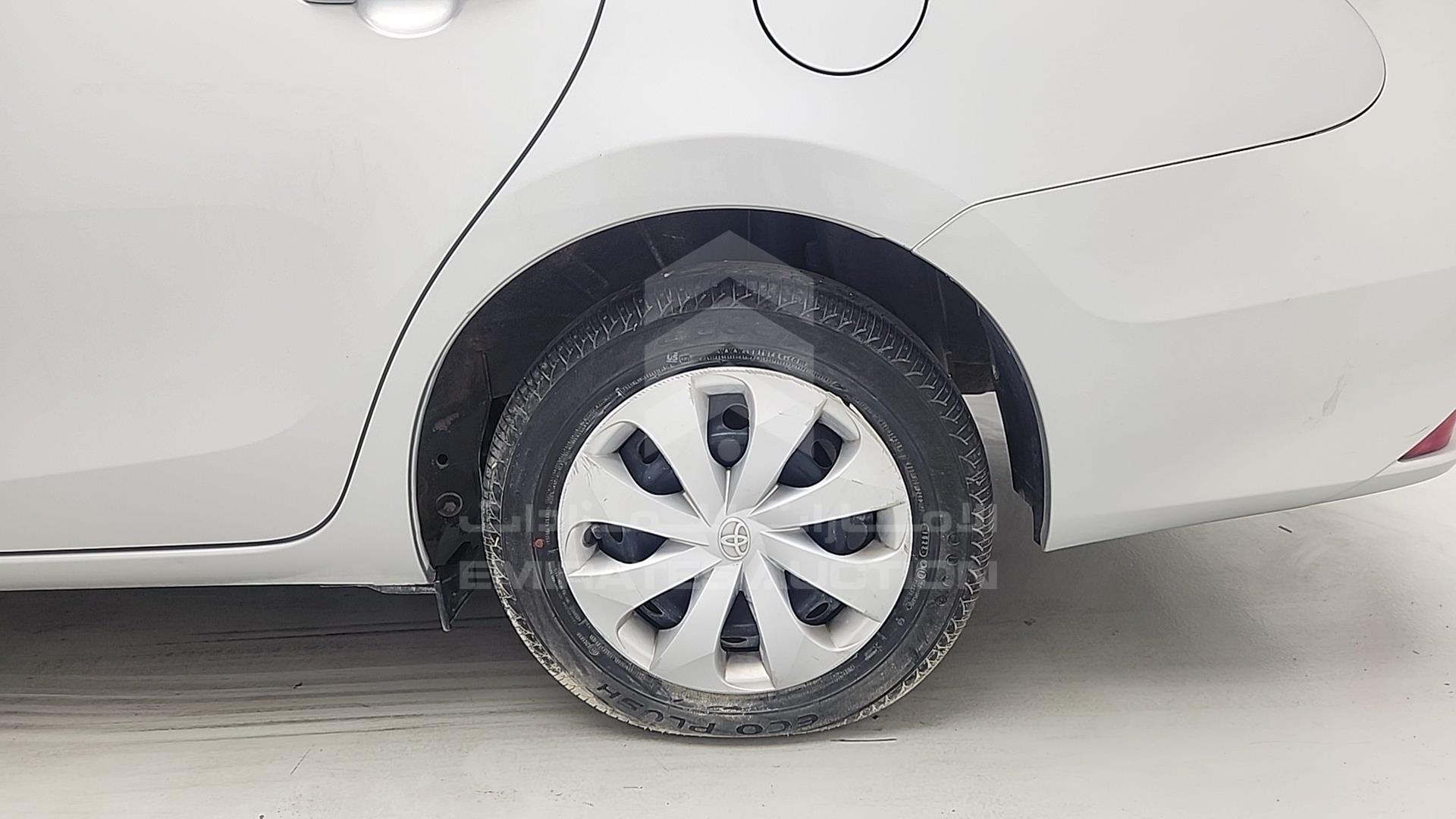 2015 TOYOTA YARIS VIN: MHFBT9F30F6035606