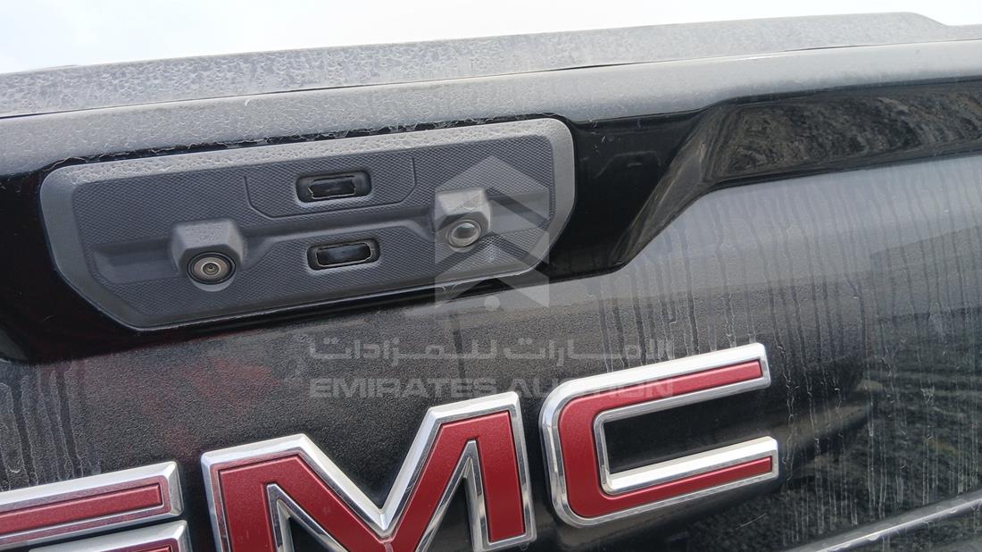 جي ام سي سيررا 2022 — زاوية الكاميرا الخلفية ورؤية 360 درجة — صورة 23