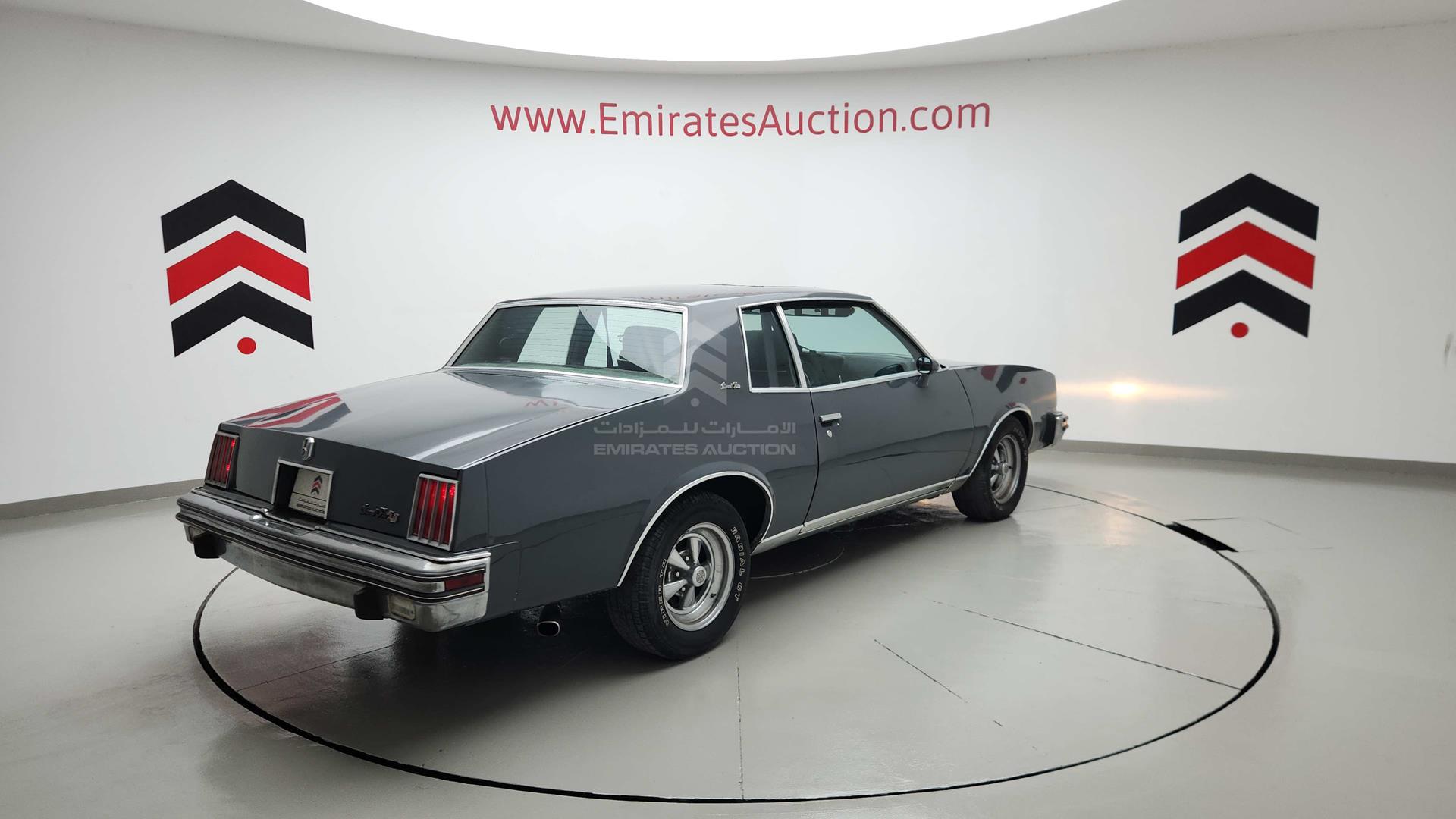 1979 PONTIAC GRAND PRIX VIN: 2K37Y92513443