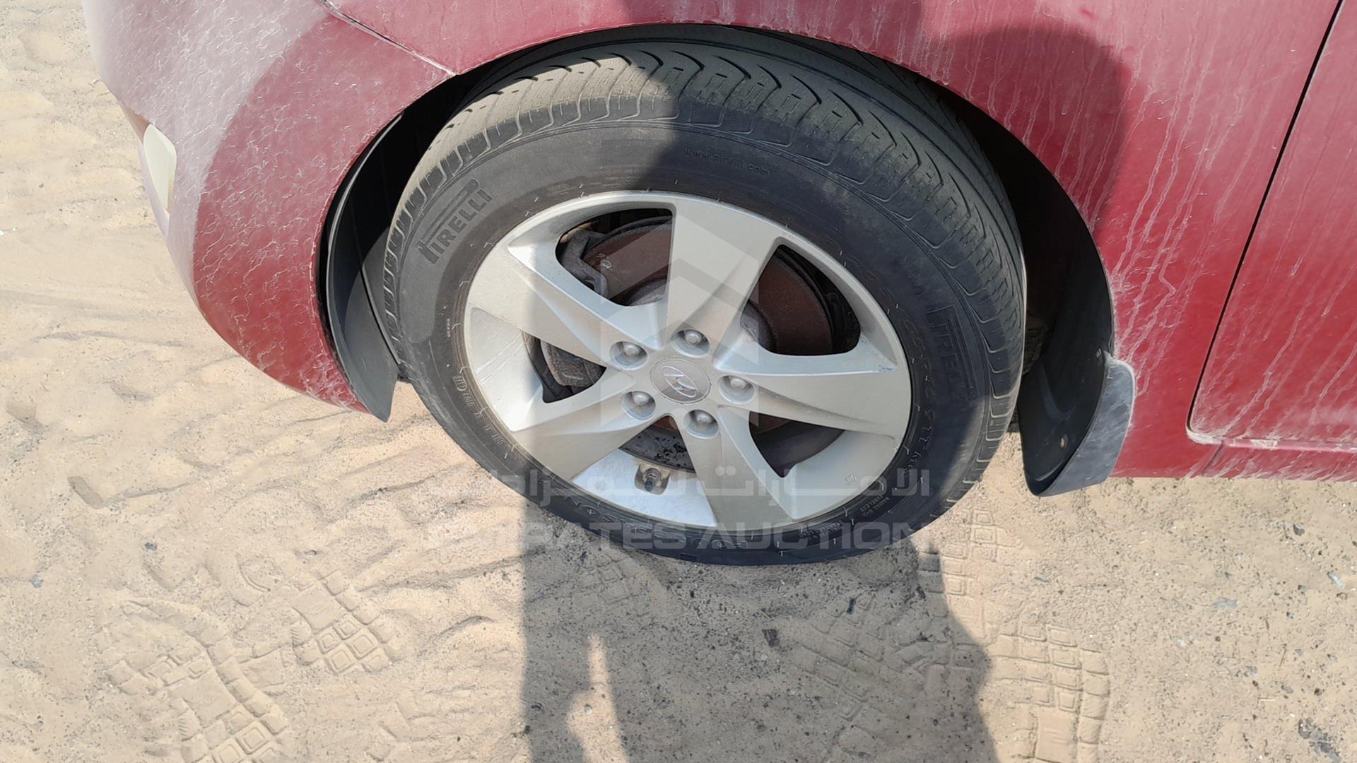 2013 HYUNDAI ELANTRA VIN: KMHDH4AE6DU945797