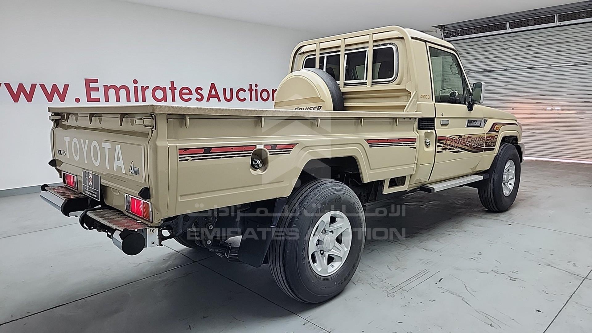 2020 TOYOTA LAND CRUISER VIN: JTFLU73J7LB026139