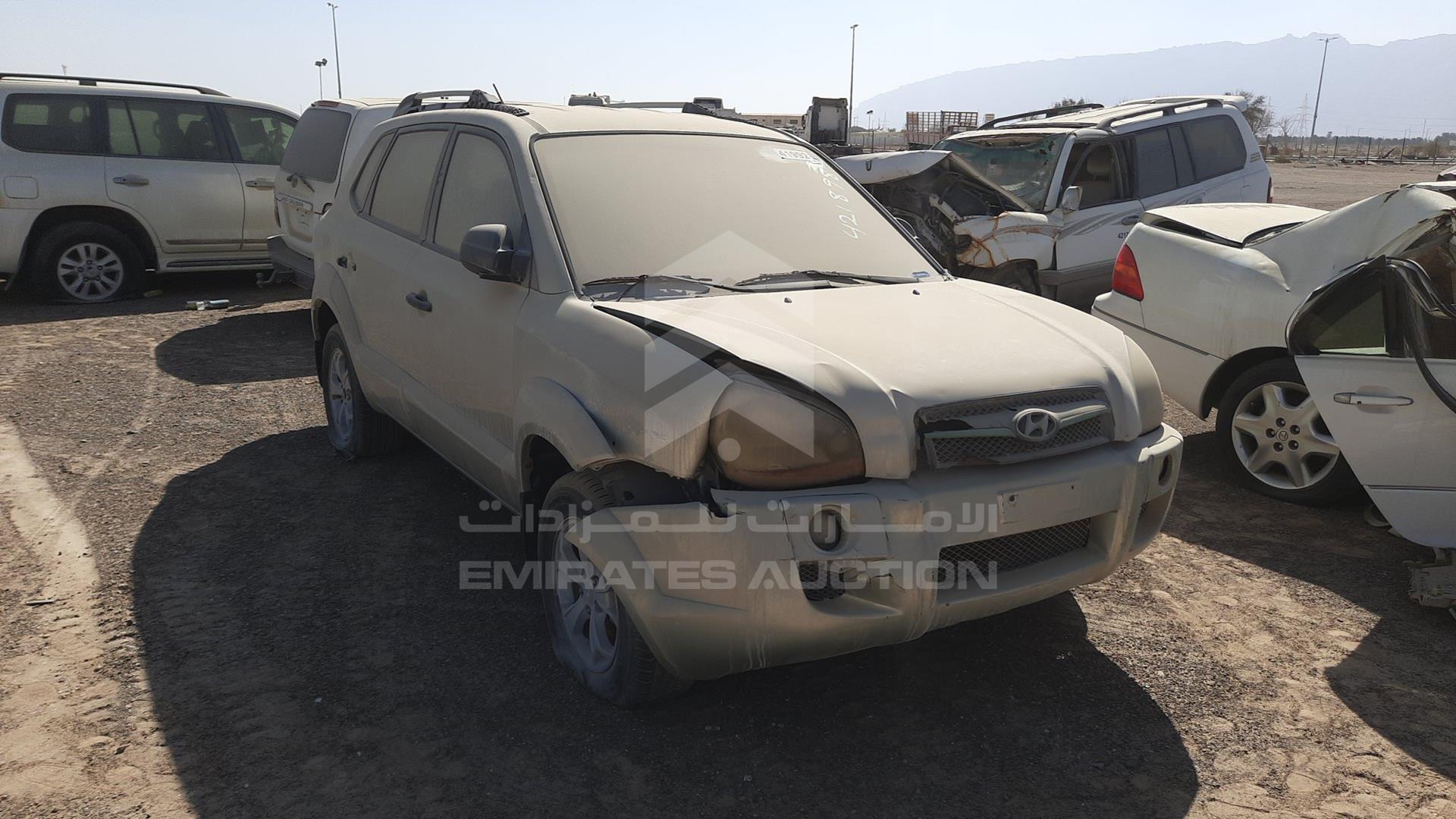 2009 HYUNDAI TUCSON VIN: KMHJM81B29U038399