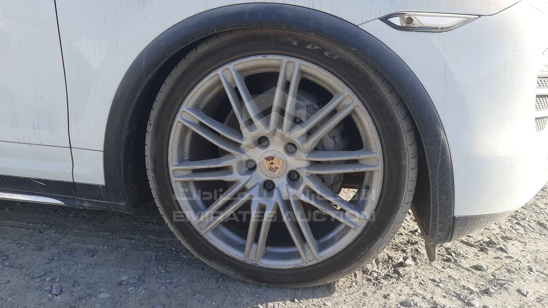 2014 PORSCHE CAYENNE S VIN: WP1ZZZ92ZELA57572