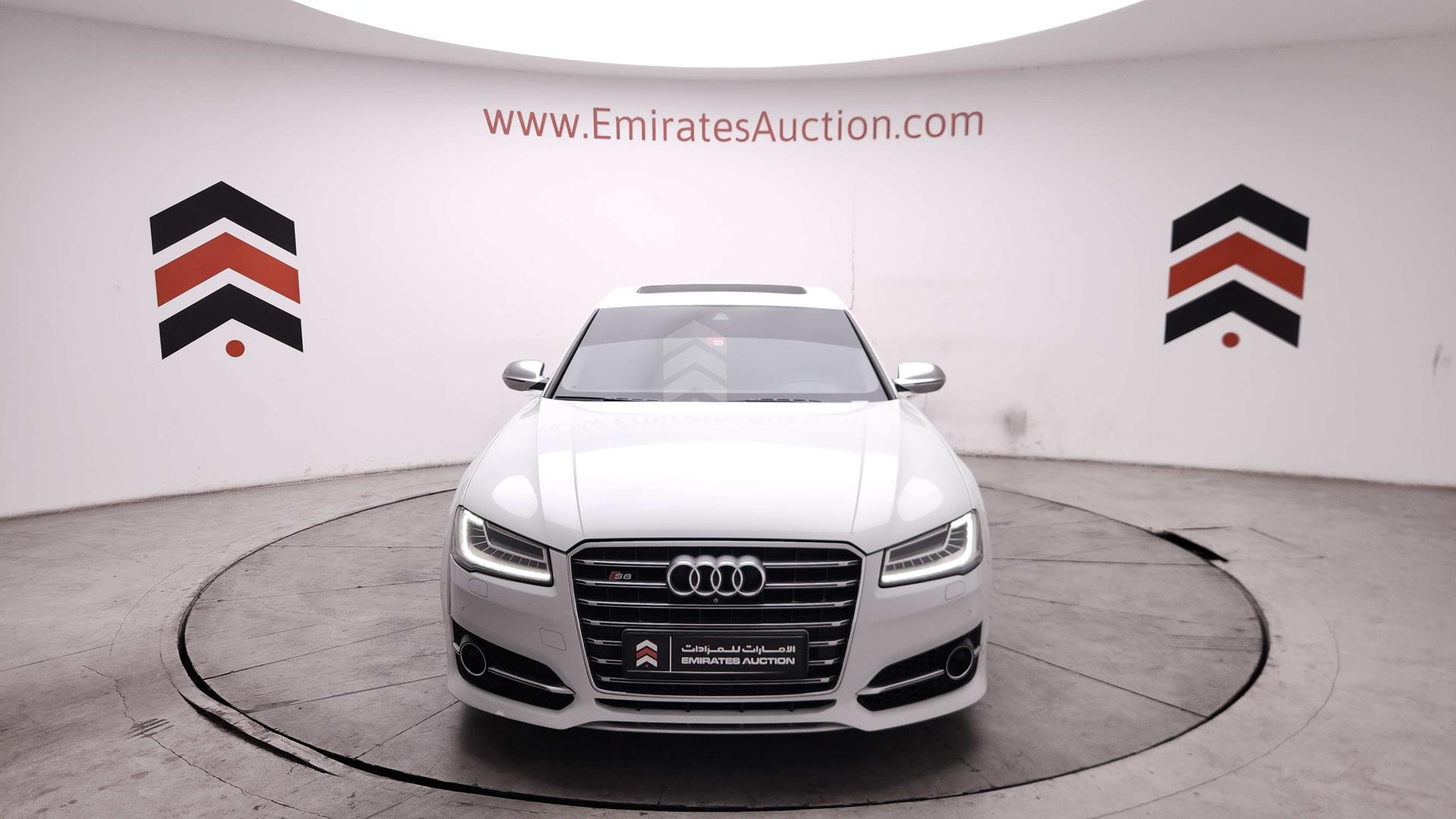 2016 AUDI S8 VIN: WAUG2BFD4GN000253