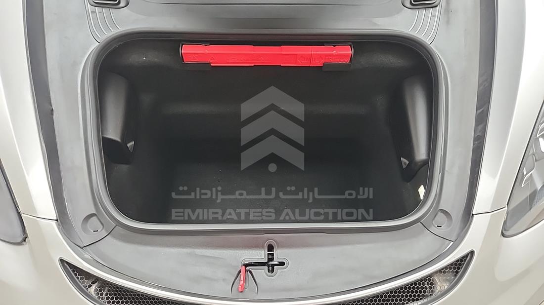 2024 Porsche 718 SPYDER RS — Engine Bay — Photo 25