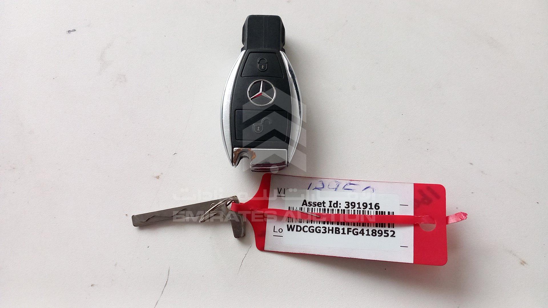 2015 MERCEDES GLK 250 VIN: WDCGG3HB1FG418952