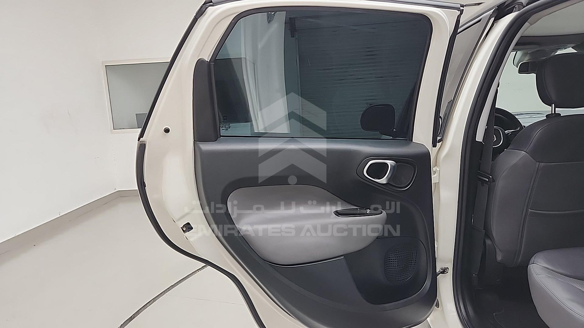 2015 FIAT 500 VIN: ZFBCFADH0FZ031922