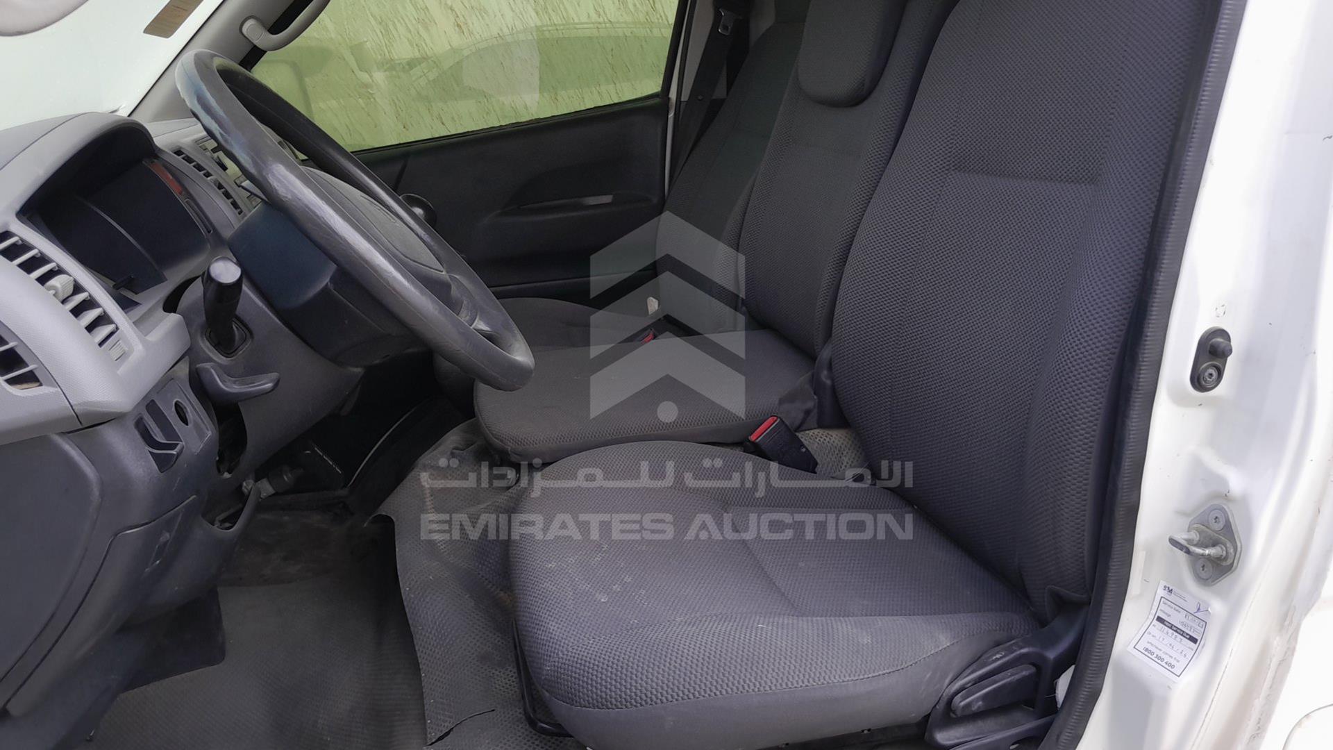 2013 TOYOTA HIACE VIN: JTGJX02P6D0046015