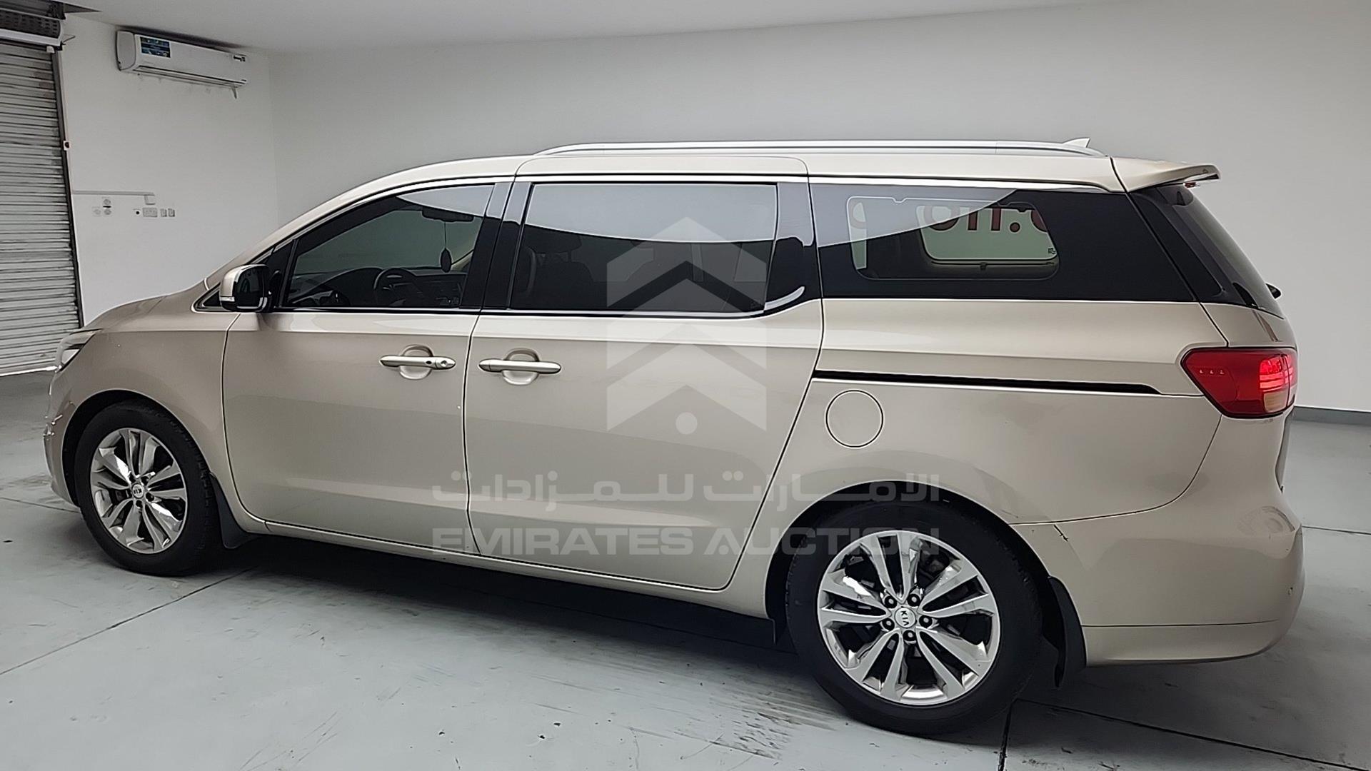2016 KIA CARNIVAL VIN: KNAMC8121G6169908