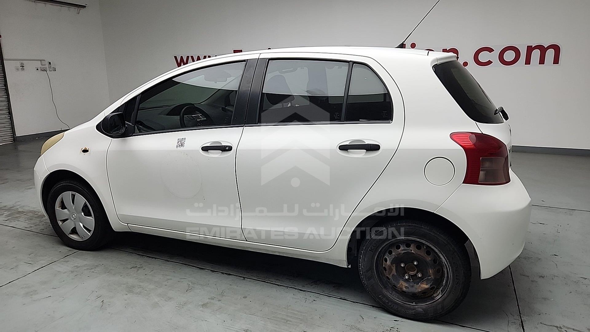2008 TOYOTA YARIS VIN: JTDKW923185102750