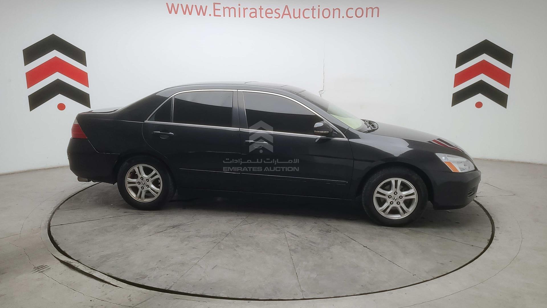 2007 HONDA ACCORD VIN: JHMCM56797C418129