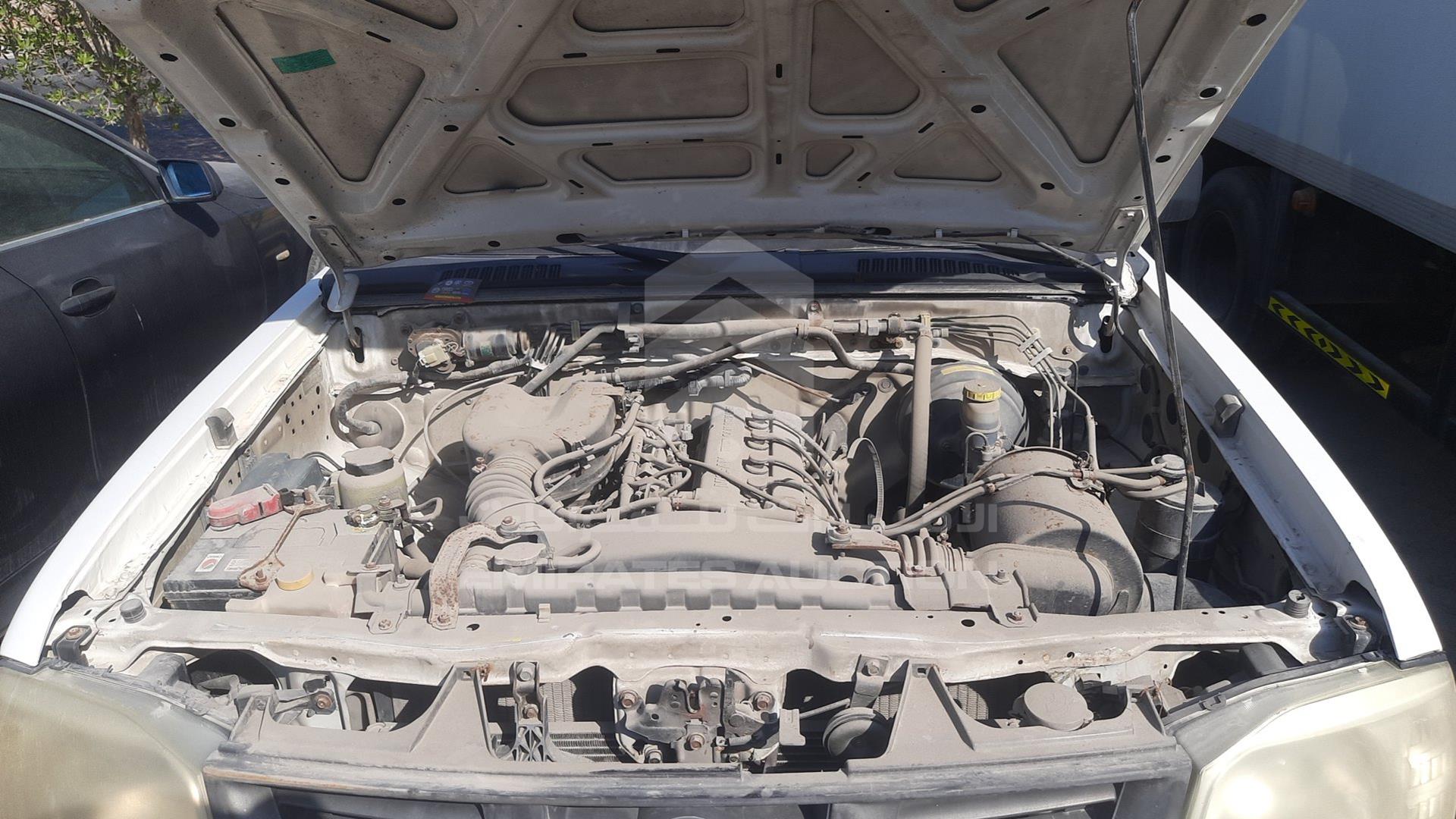 2007 NISSAN 2400 VIN: JN6DD23S07X216038