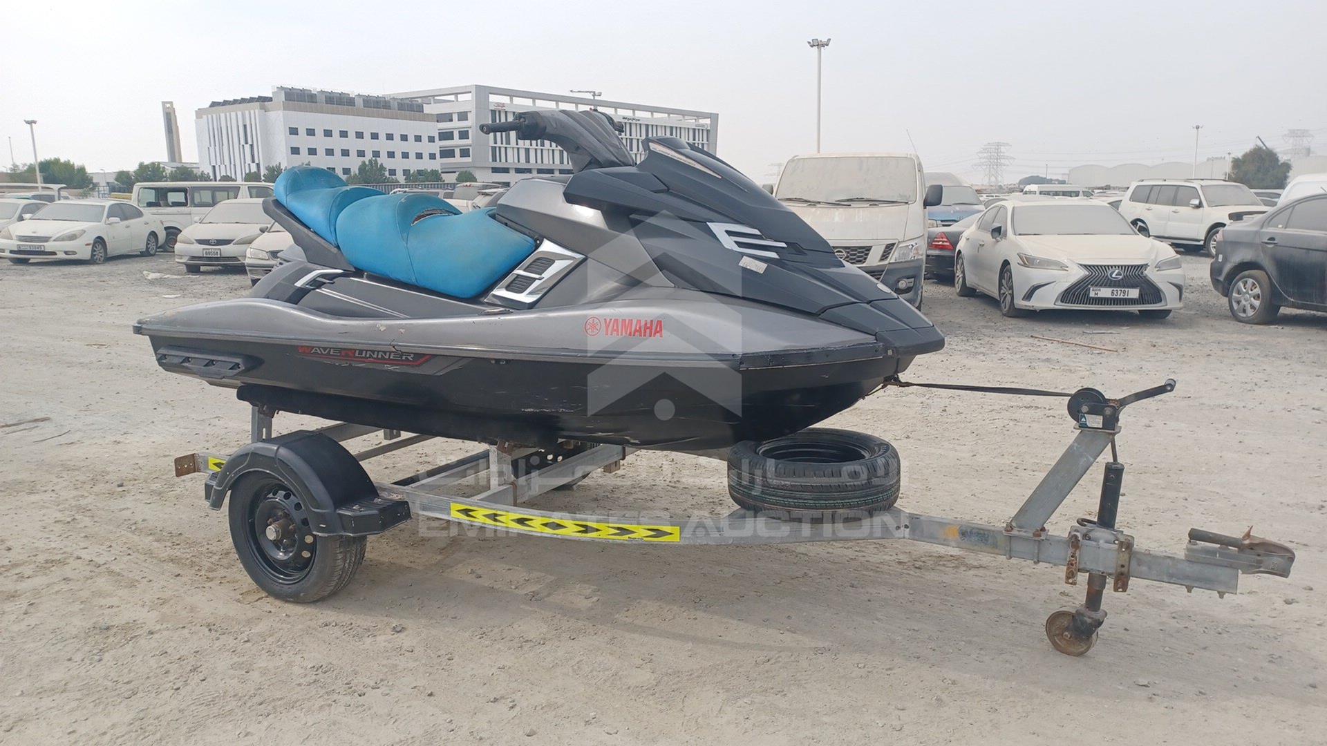 2018 JET SKI + TROLLEY YAMAHA VIN: US-YAMA1427B818