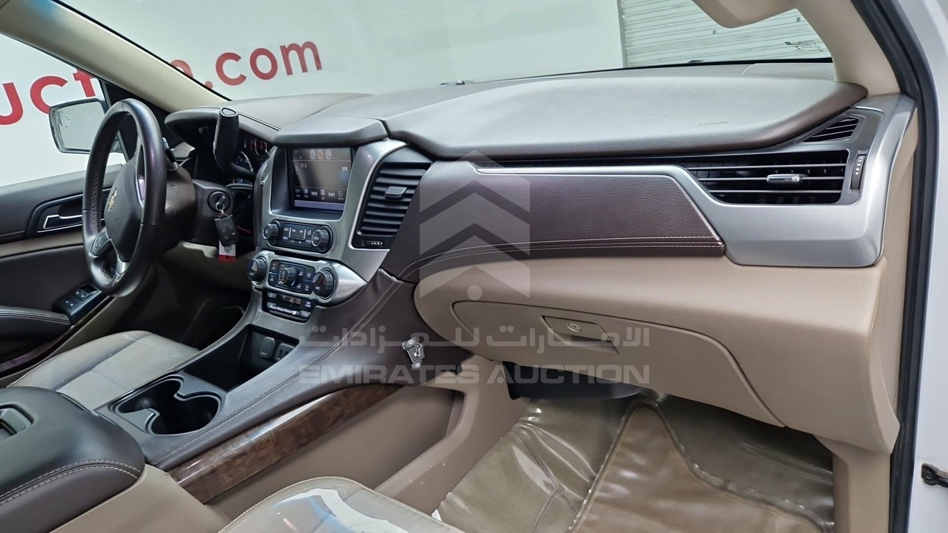 2018 CHEVROLET SUBURBAN VIN: 1GNSK8KC1JR168985