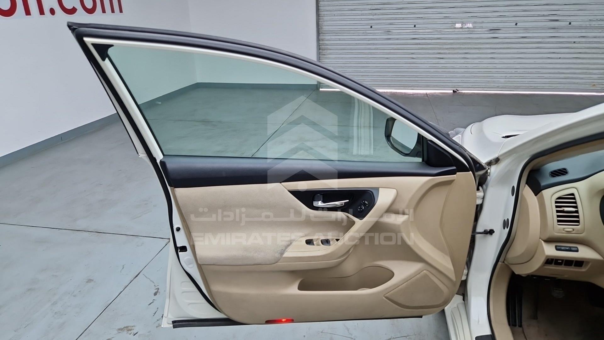 2013 NISSAN ALTIMA VIN: 1N4AL3A92DC210474