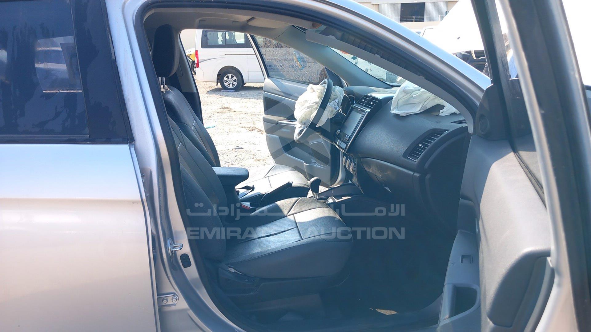 2024 MITSUBISHI ASX VIN: JE4LPT1U5RU700992