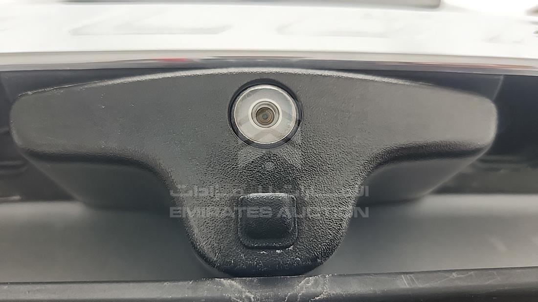 فورد اكسبلورر 2016 — زاوية الكاميرا الخلفية ورؤية 360 درجة — صورة 24