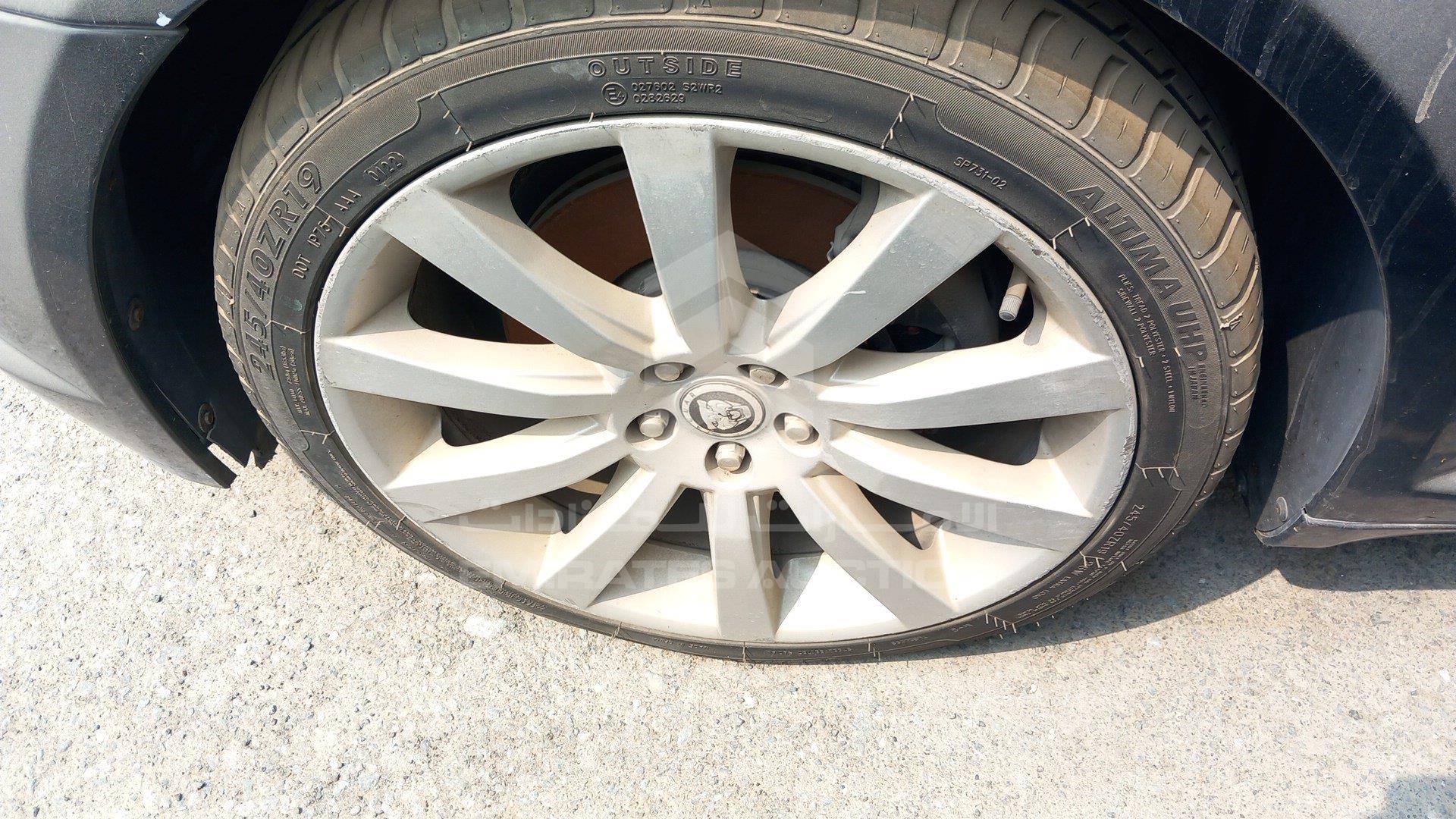SAJAA06F09HR26198 - 2009 Jaguar XF - #429401