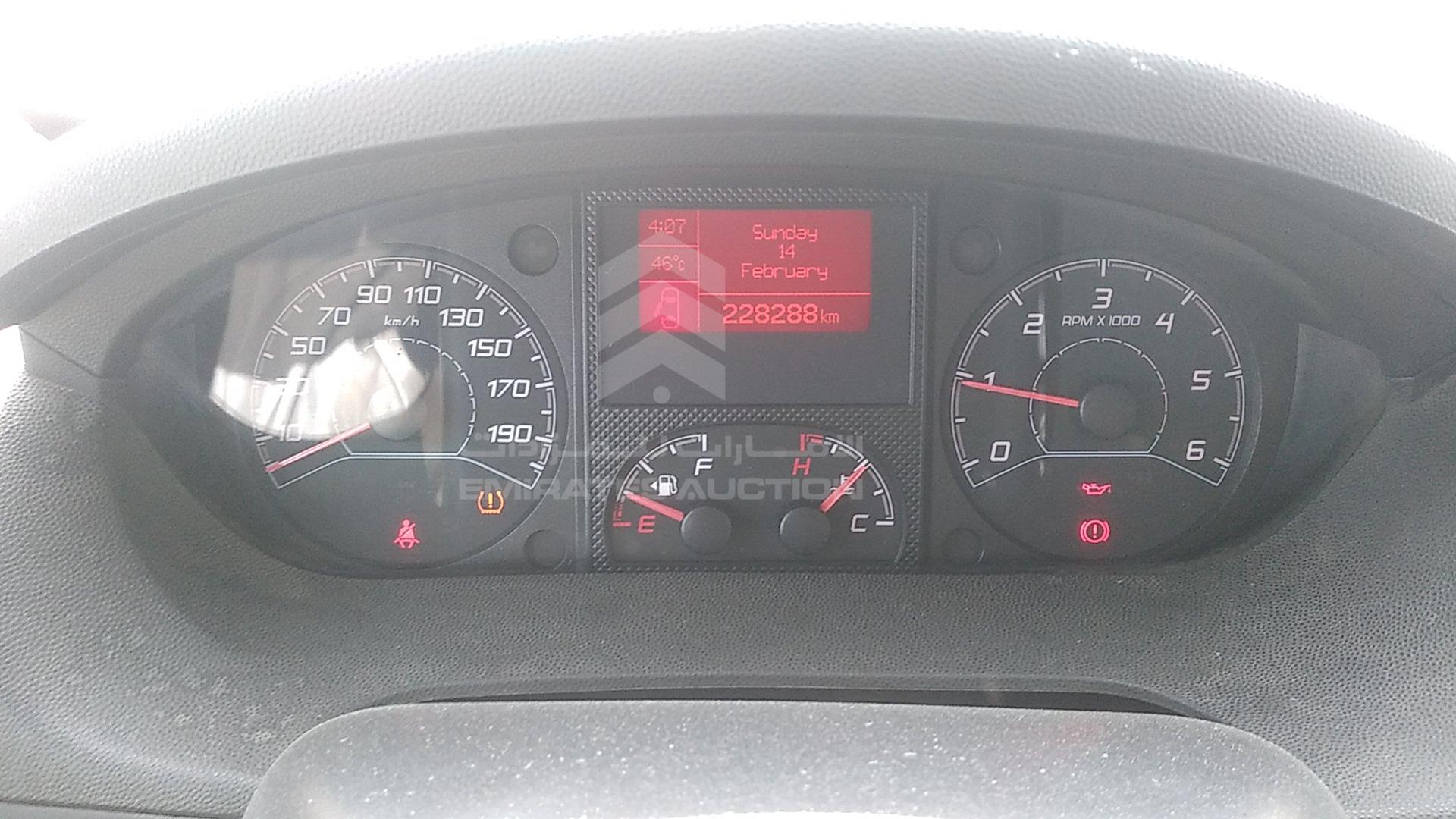 2018 PEUGEOT BOXER VIN: VF3YEZMF9J2E64023