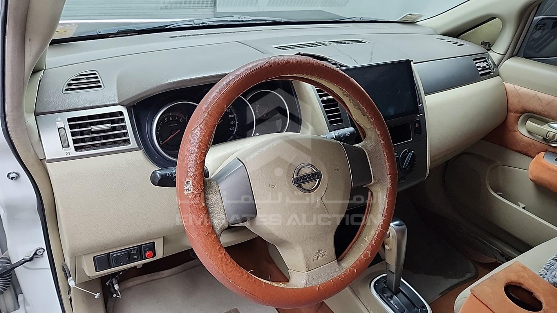 2011 NISSAN TIIDA VIN: 3N1BC1C68BL351706