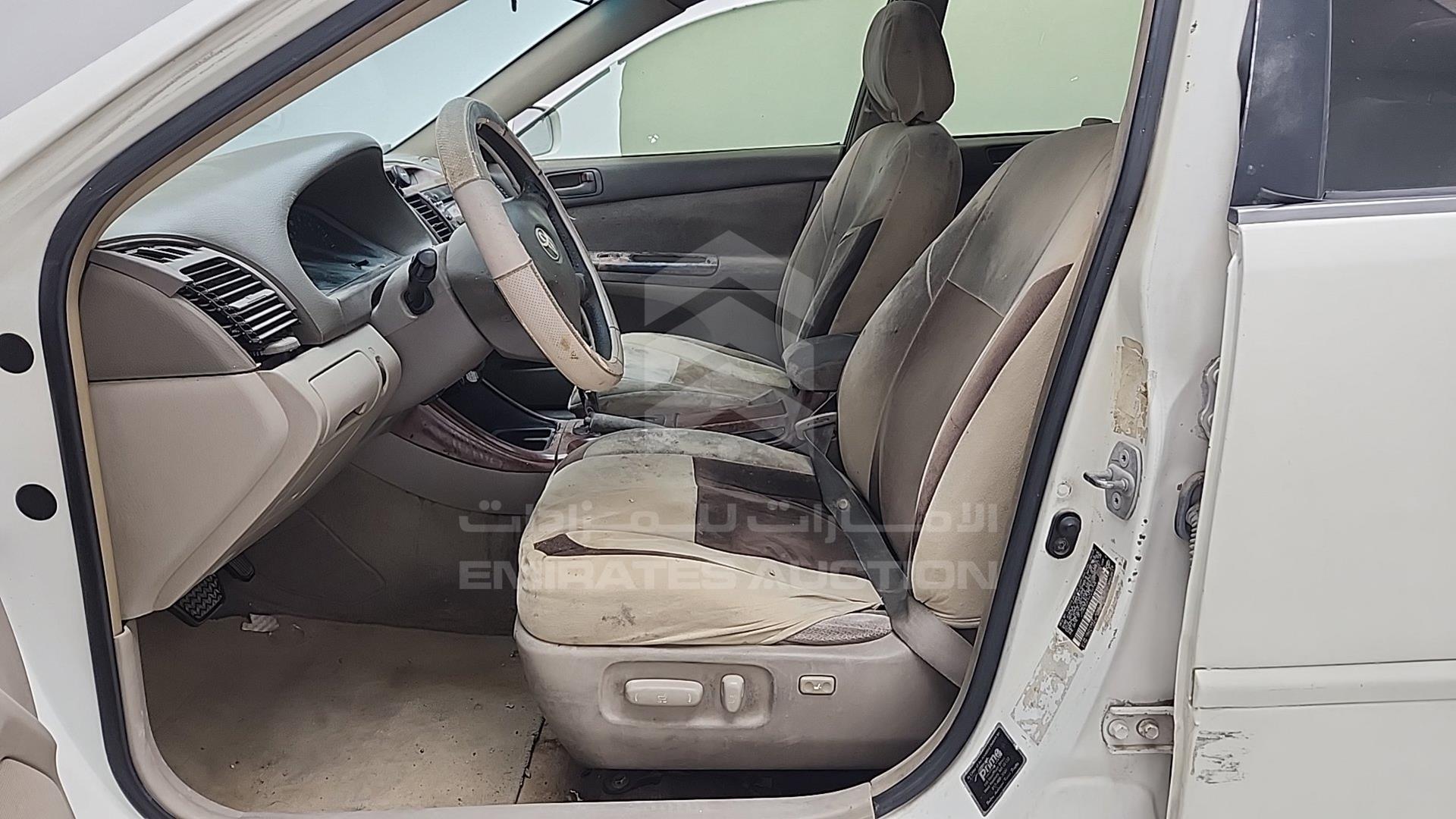 2004 TOYOTA CAMRY VIN: JTDBE32K940256749