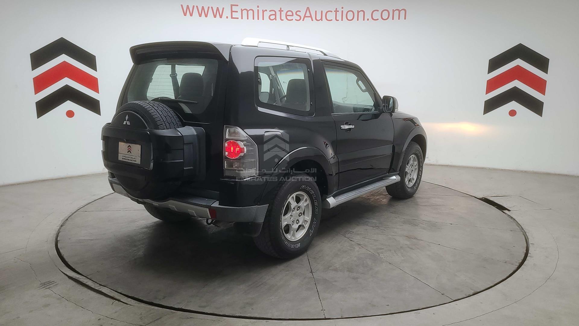 2009 MITSUBISHI PAJERO VIN: JMYMRV83W9J707496