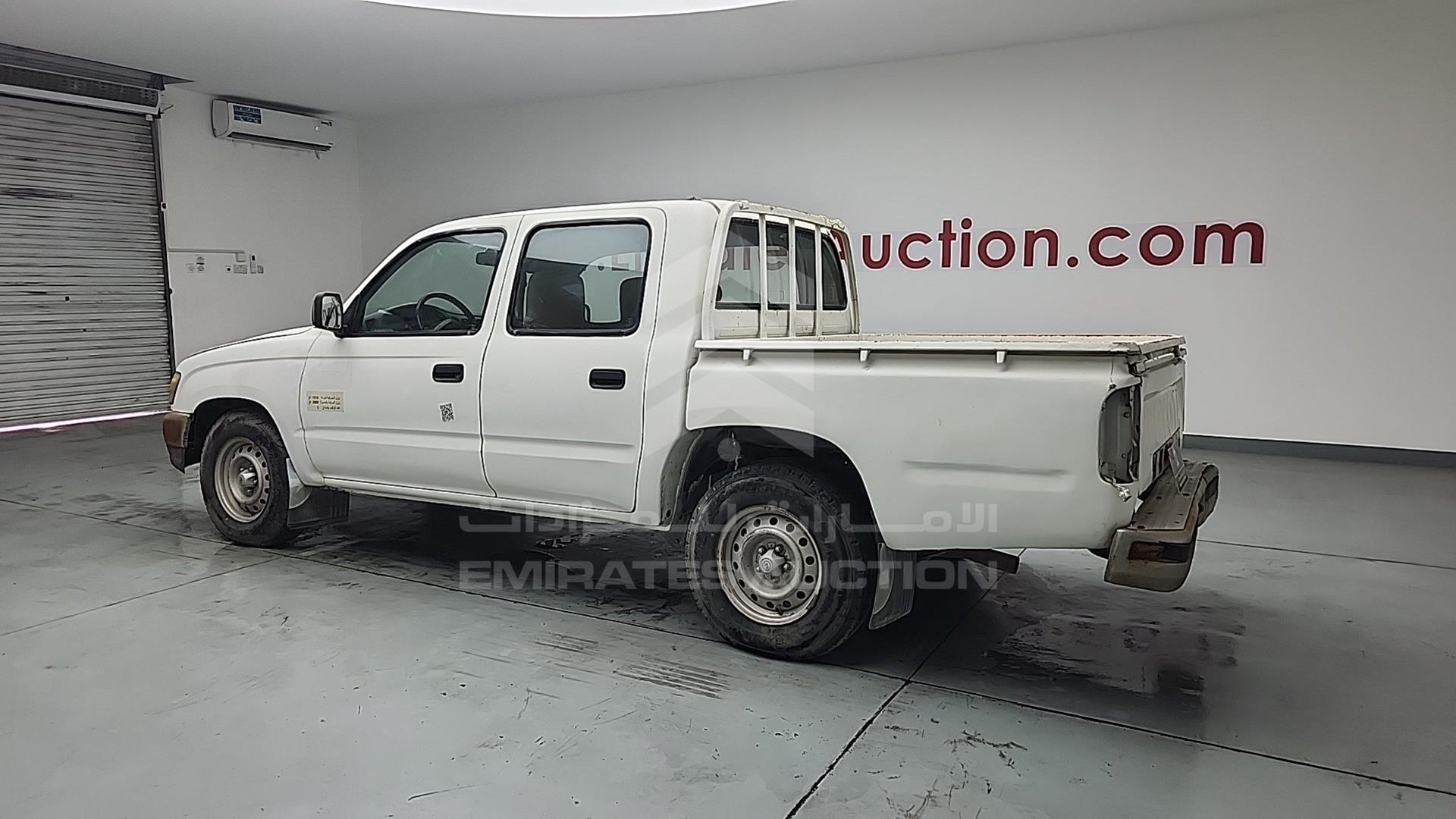 2005 TOYOTA HILUX VIN: JTFEM426450162201