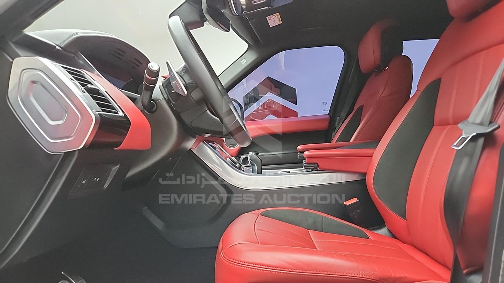 2019 RANGE ROVER SPORT VIN: SALWA2BE9KA832194