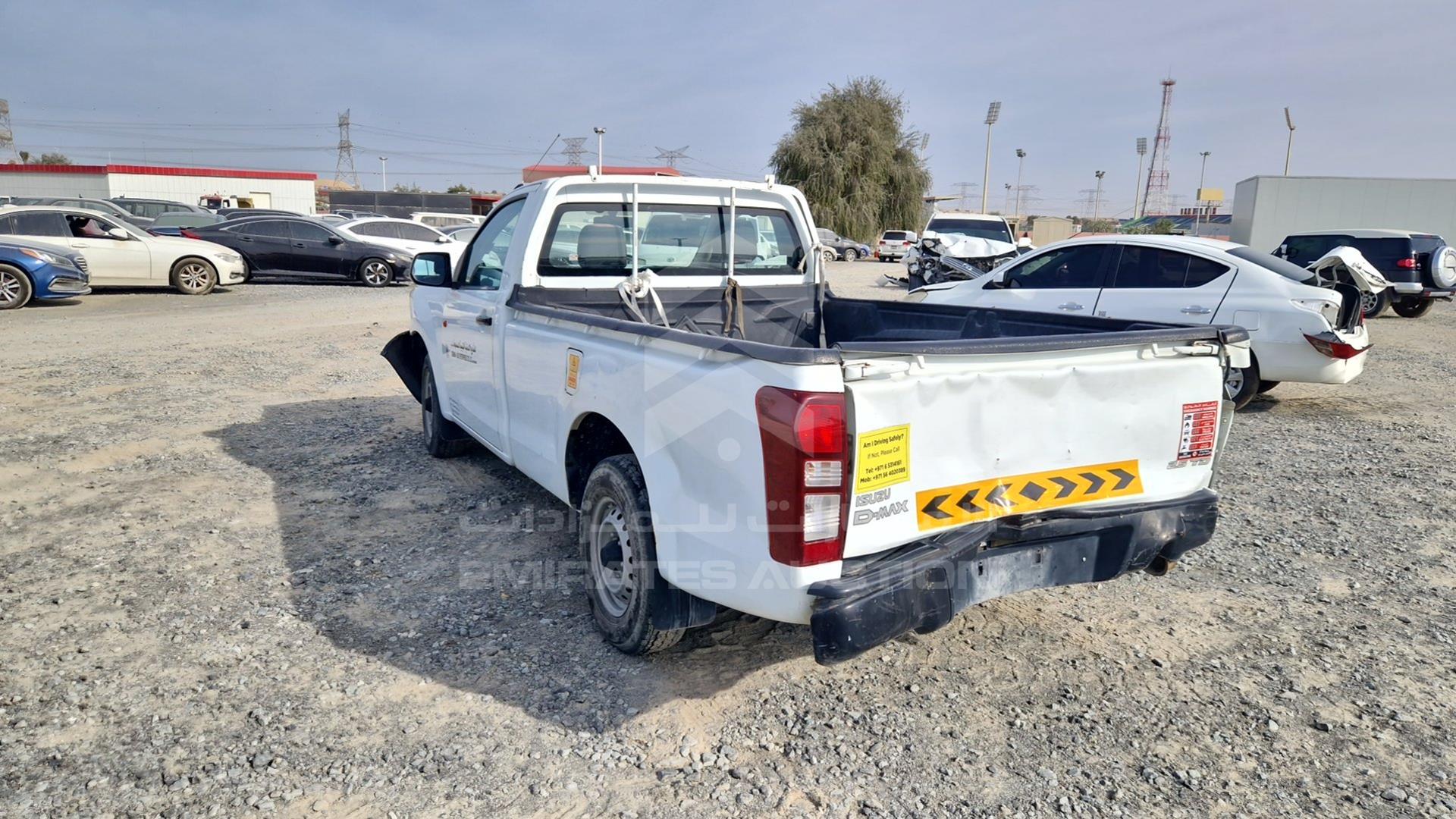 2015 ISUZU D-MAX VIN: MPAEL34C1FT003913