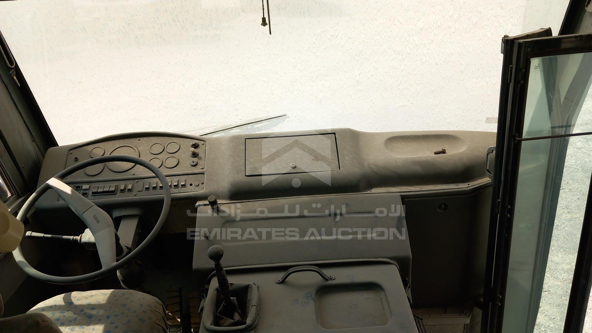 2005 TATA BUS VIN: MAT38906652L00197