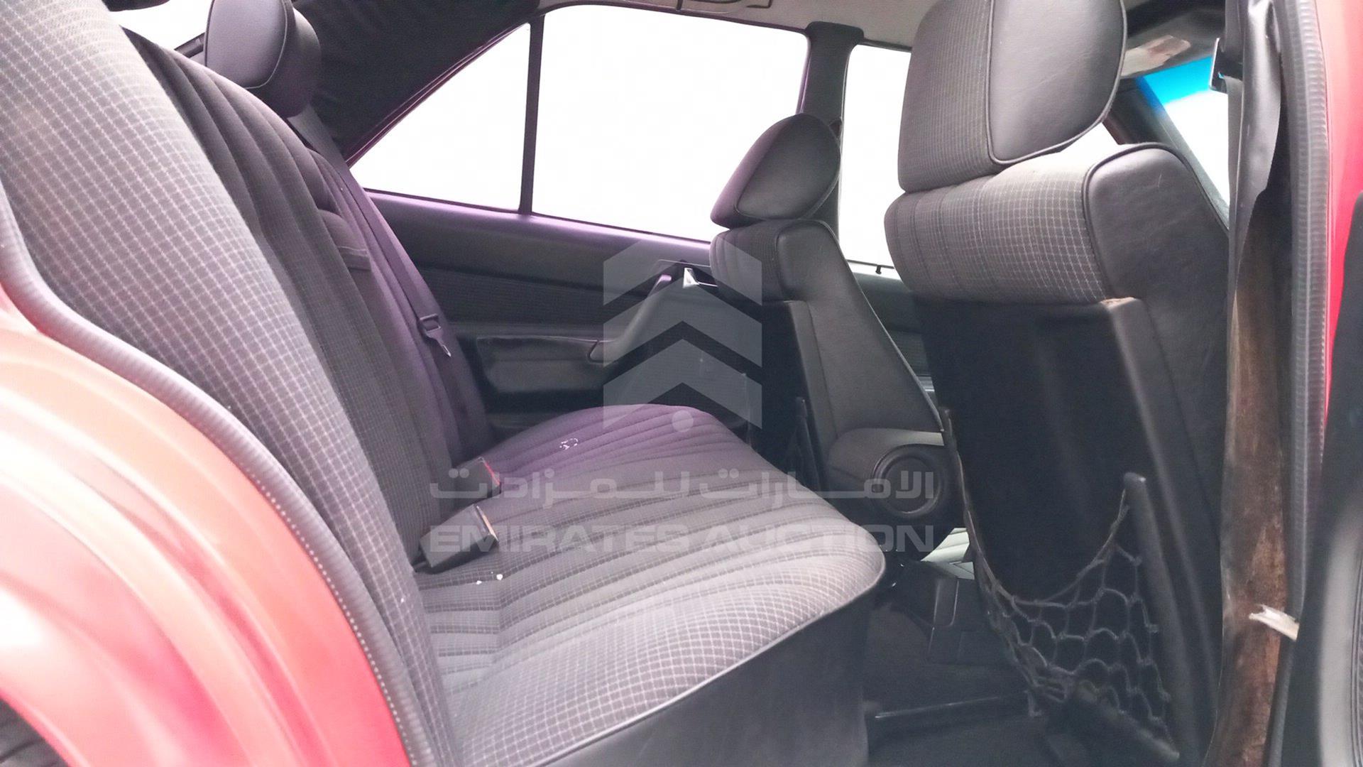 1988 MERCEDES E 190 VIN: WDB2010241F297665