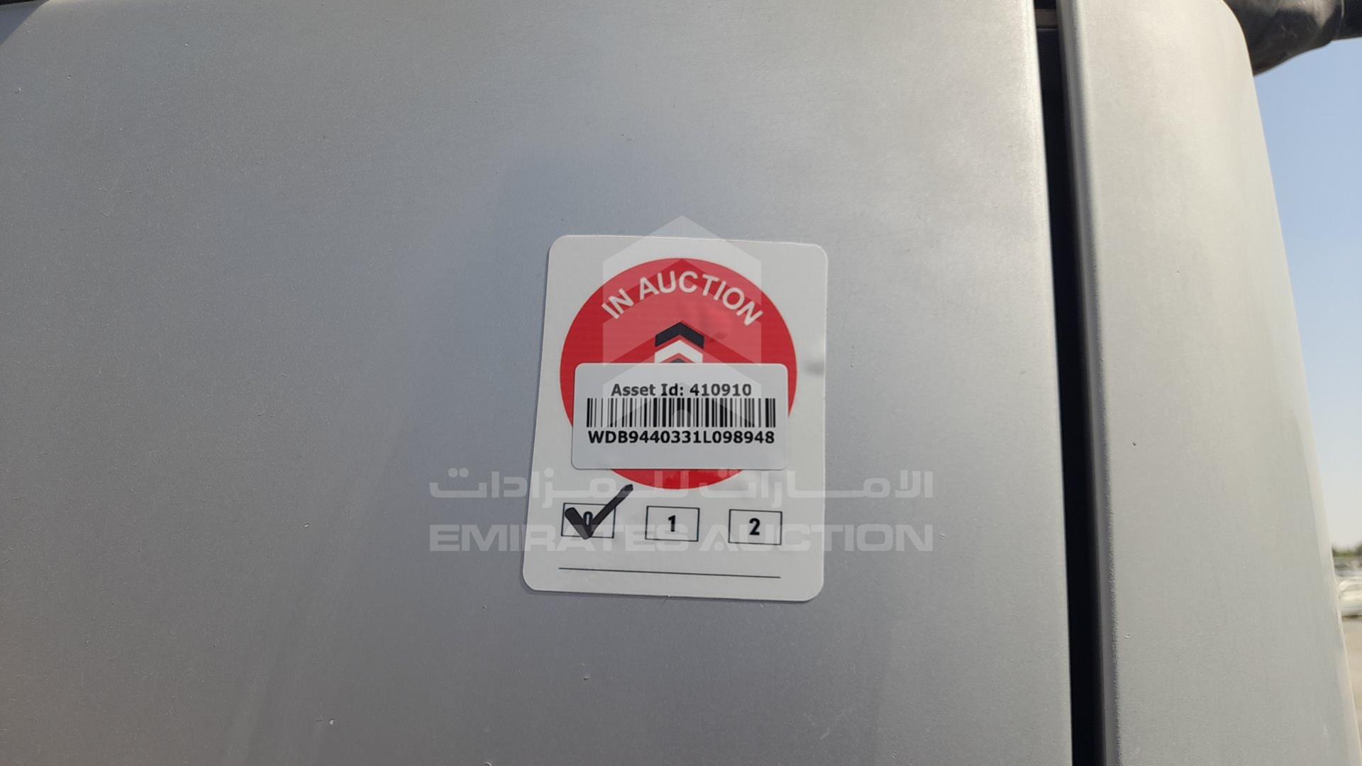 0 MERCEDES 1840 VIN: WDB9440331L098948