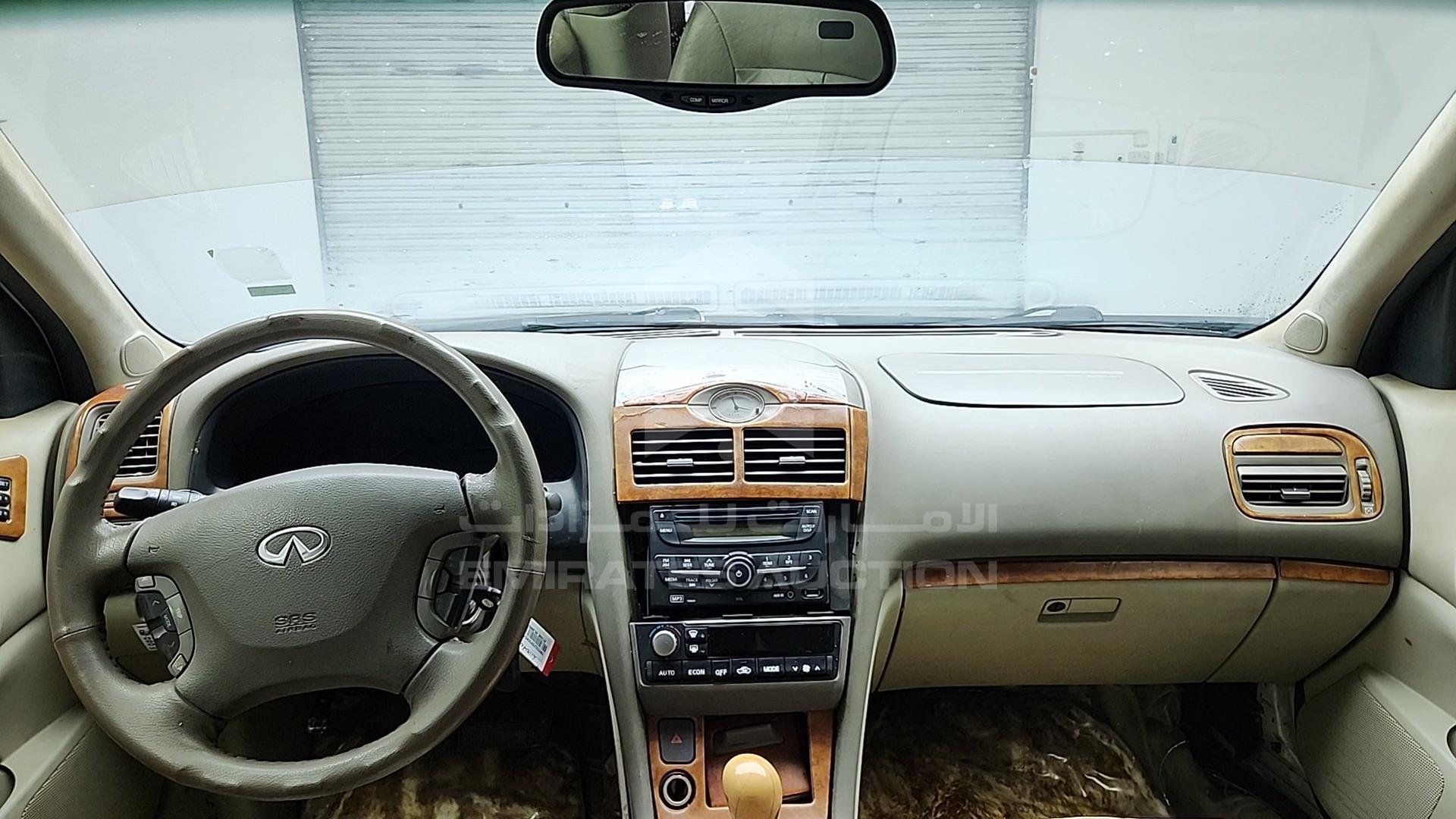 2002 INFINITI --- VIN: JNKDA31A52T022082
