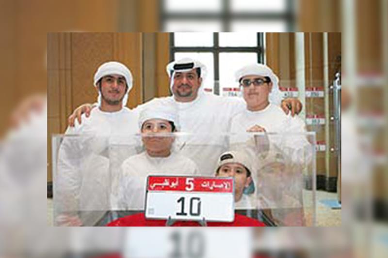 طلال خوري ينفق 80 مليون درهم مقابل 12 رقماً مميزاً