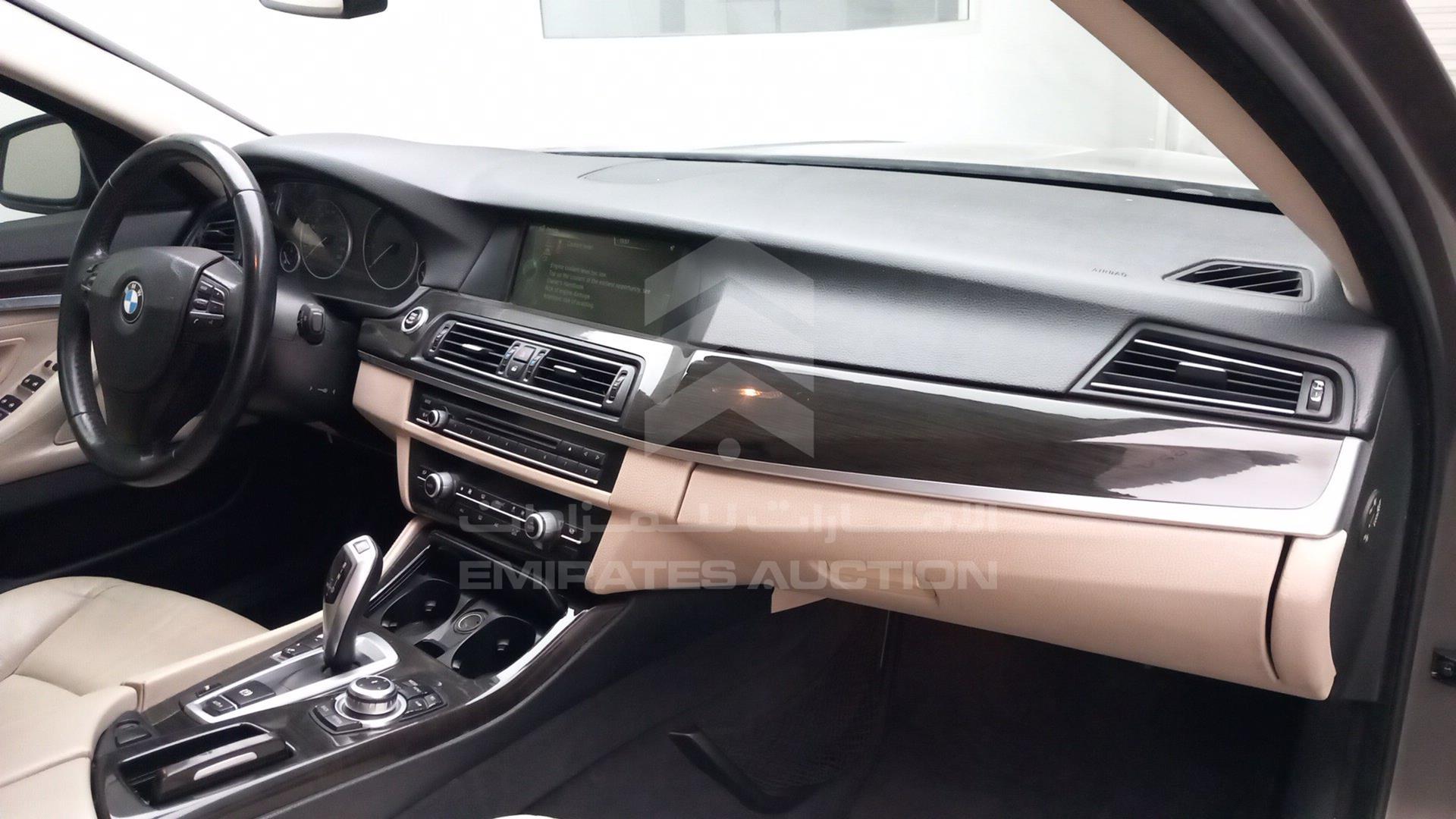 2013 BMW 530 VIN: WBACU5102DSF10485