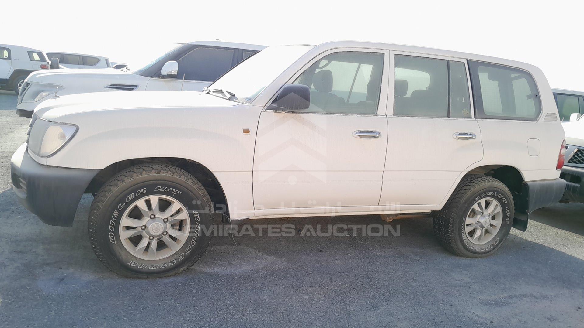2003 TOYOTA LAND CRUISER VIN: JTGHJ01J633003935