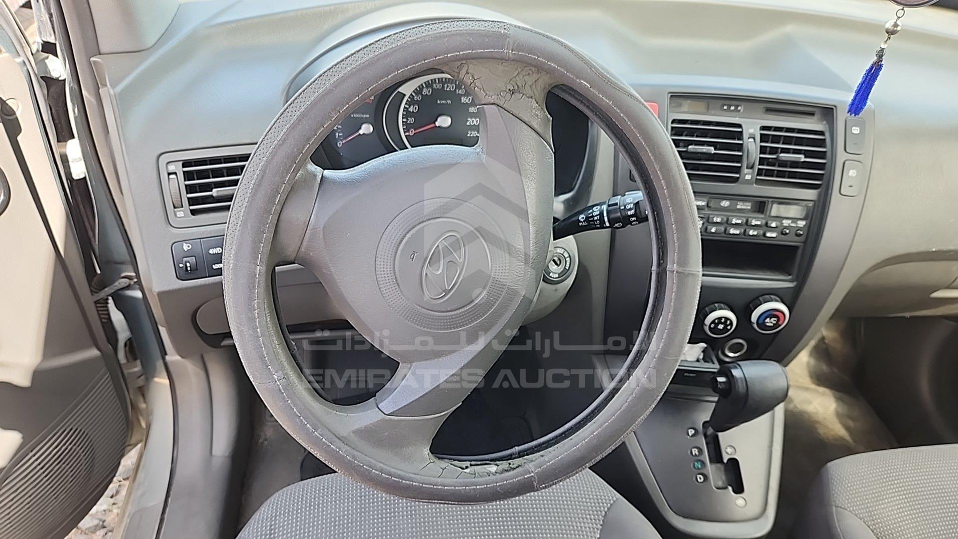 2006 HYUNDAI TUCSON VIN: KMHJM81D76U311639