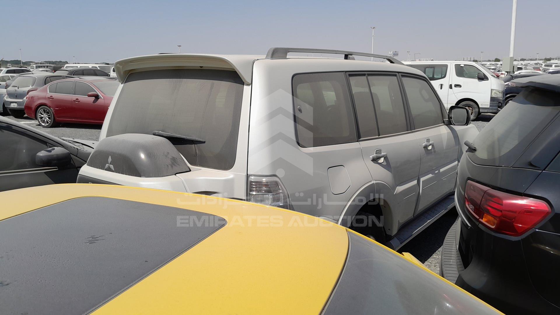 2015 MITSUBISHI PAJERO VIN: JMYLYV95WFJ713366
