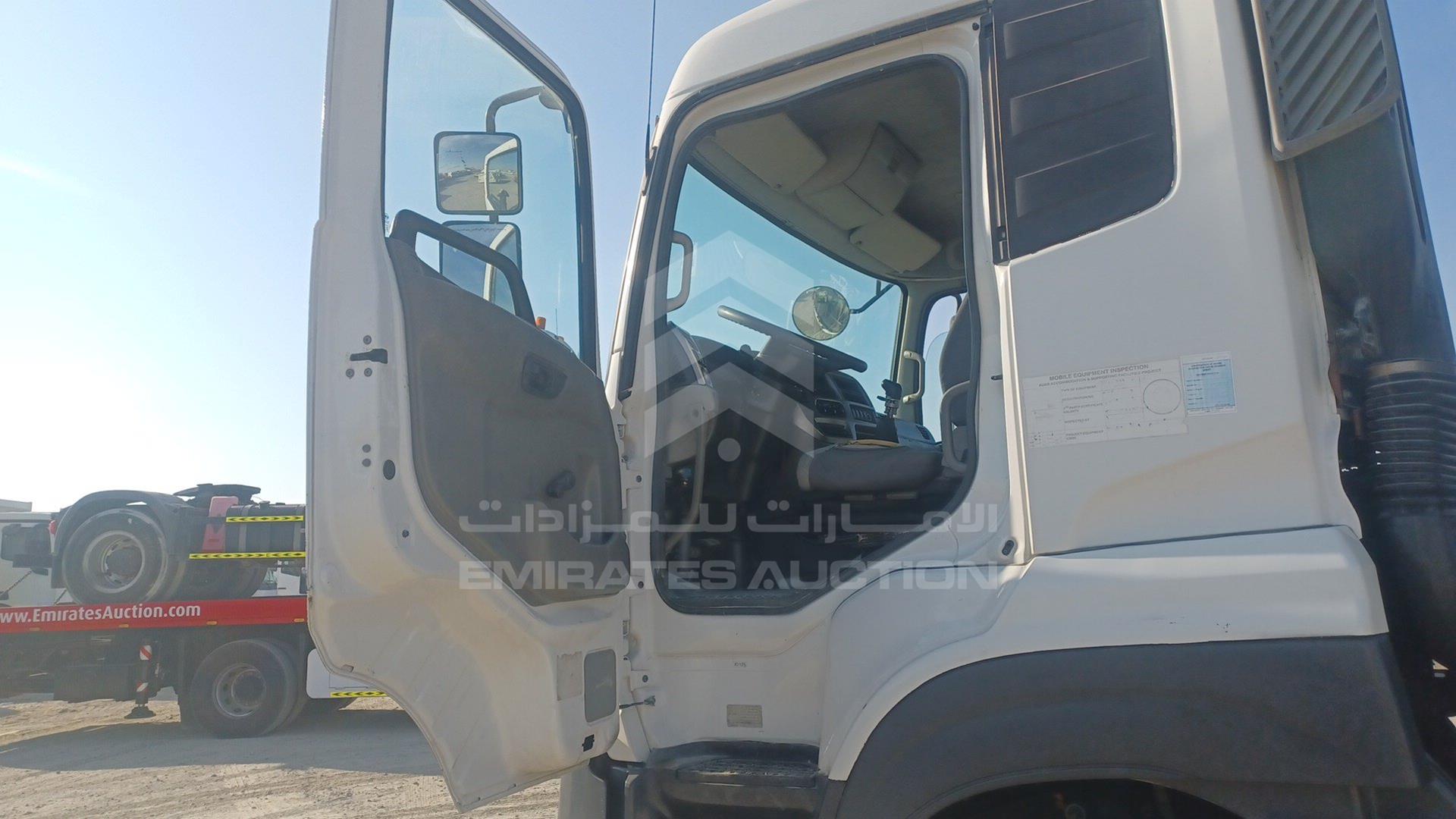 2016 UD QUESTER VIN: JPCZM30D5GT013688