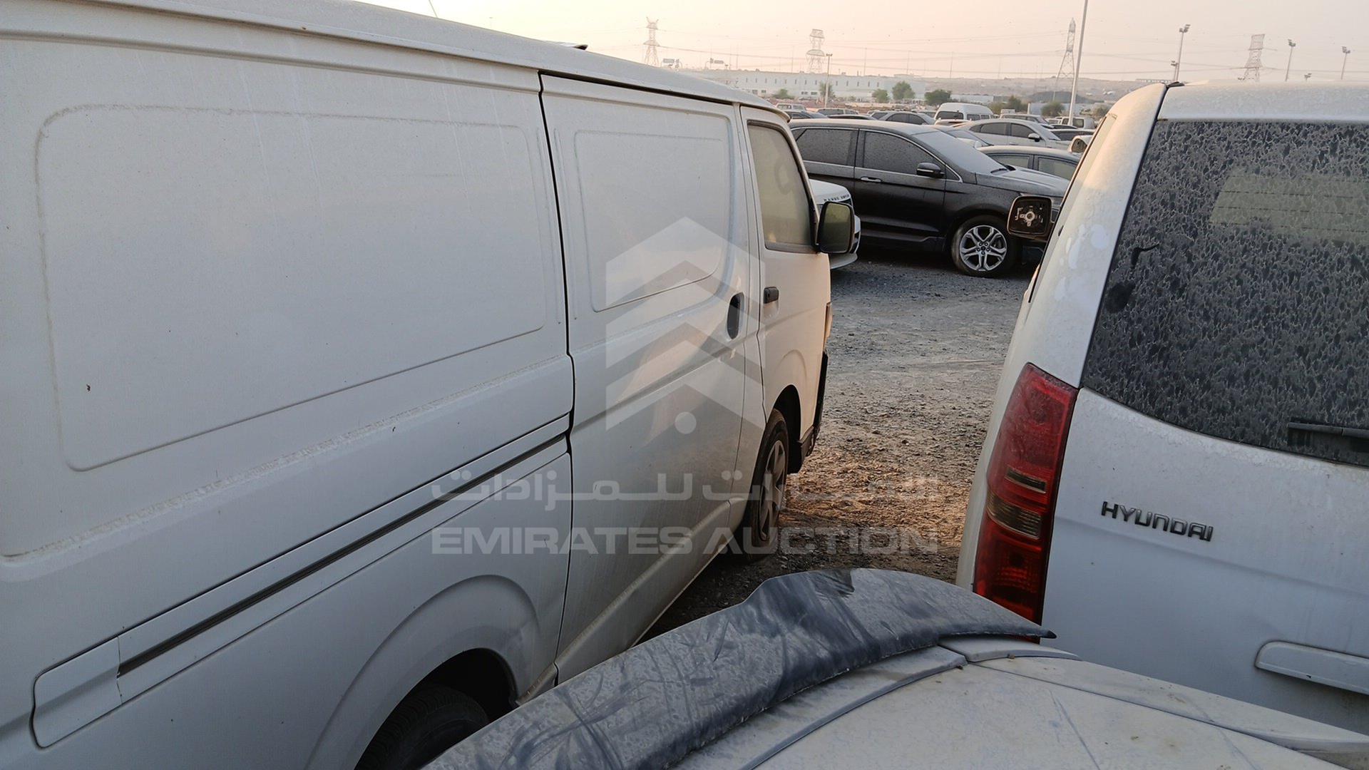 2015 TOYOTA HIACE VIN: JTFHX02P2F0094844
